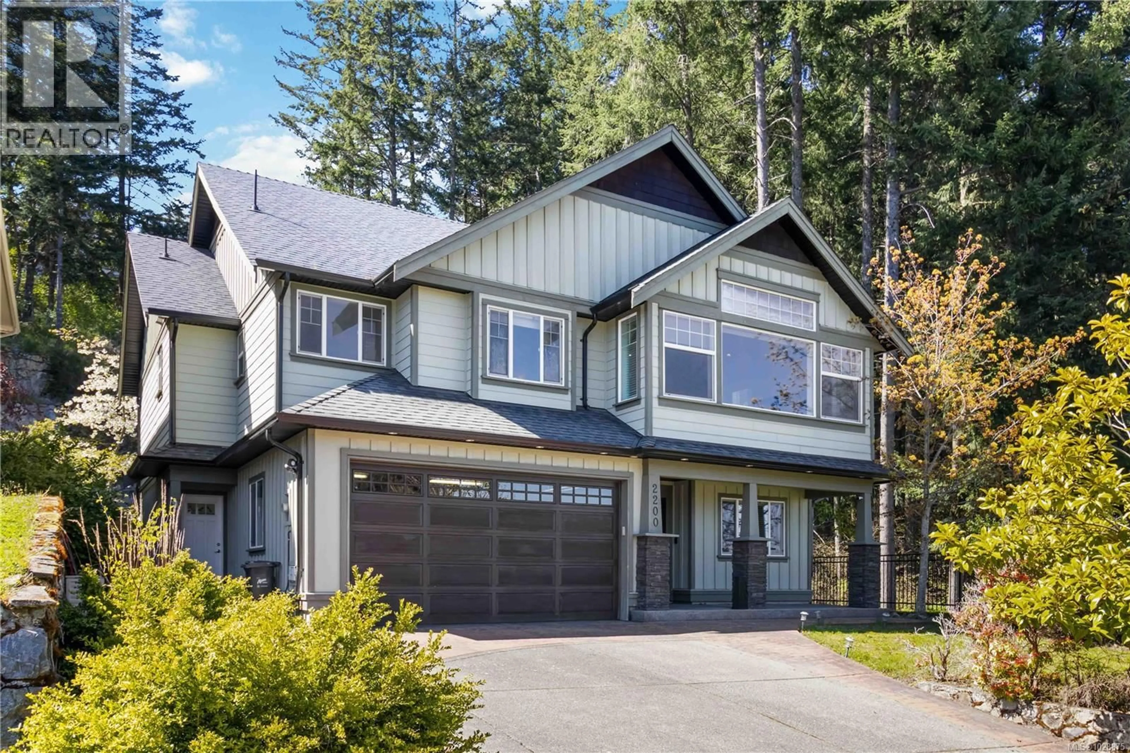 Home with vinyl exterior material, street for 2200 PLAYERS DRIVE, Langford British Columbia V9B0L2