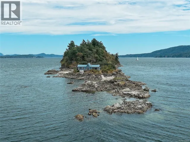 Lot A TWILIGHT ISLAND, Salt Spring 2