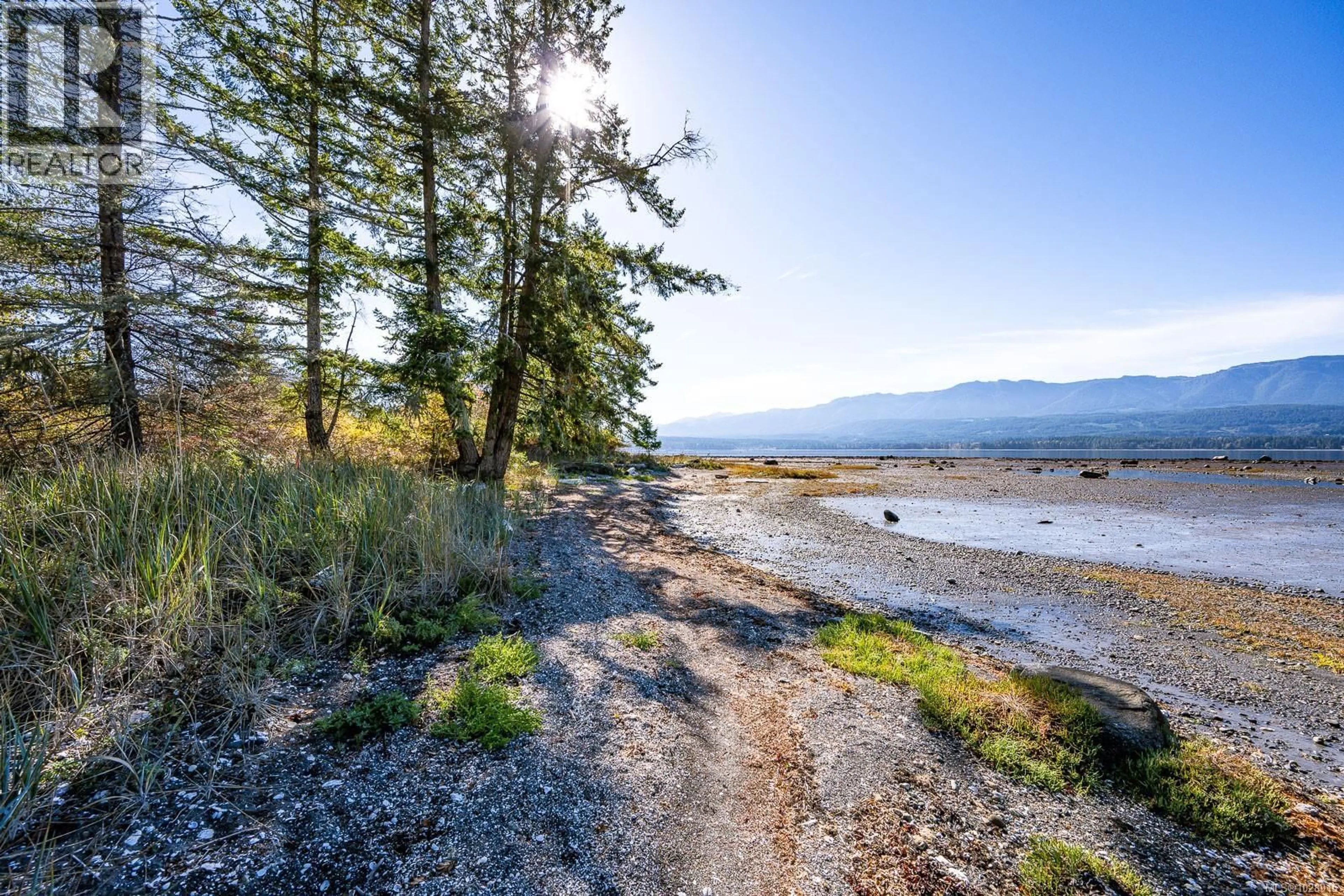 Unknown for 6161 LACON ROAD, Denman Island British Columbia V0R1T0