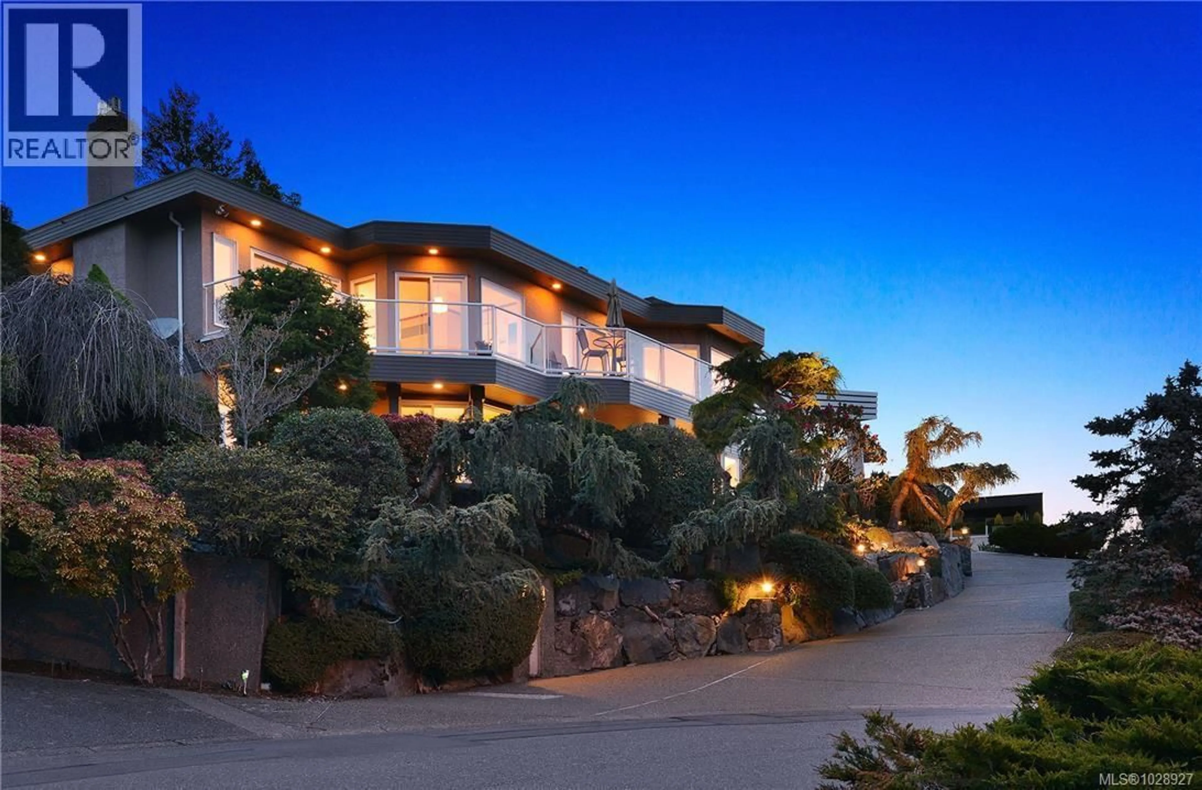 Unknown for 5009 GEORGIA PARK TERRACE, Saanich British Columbia V8Y2B8