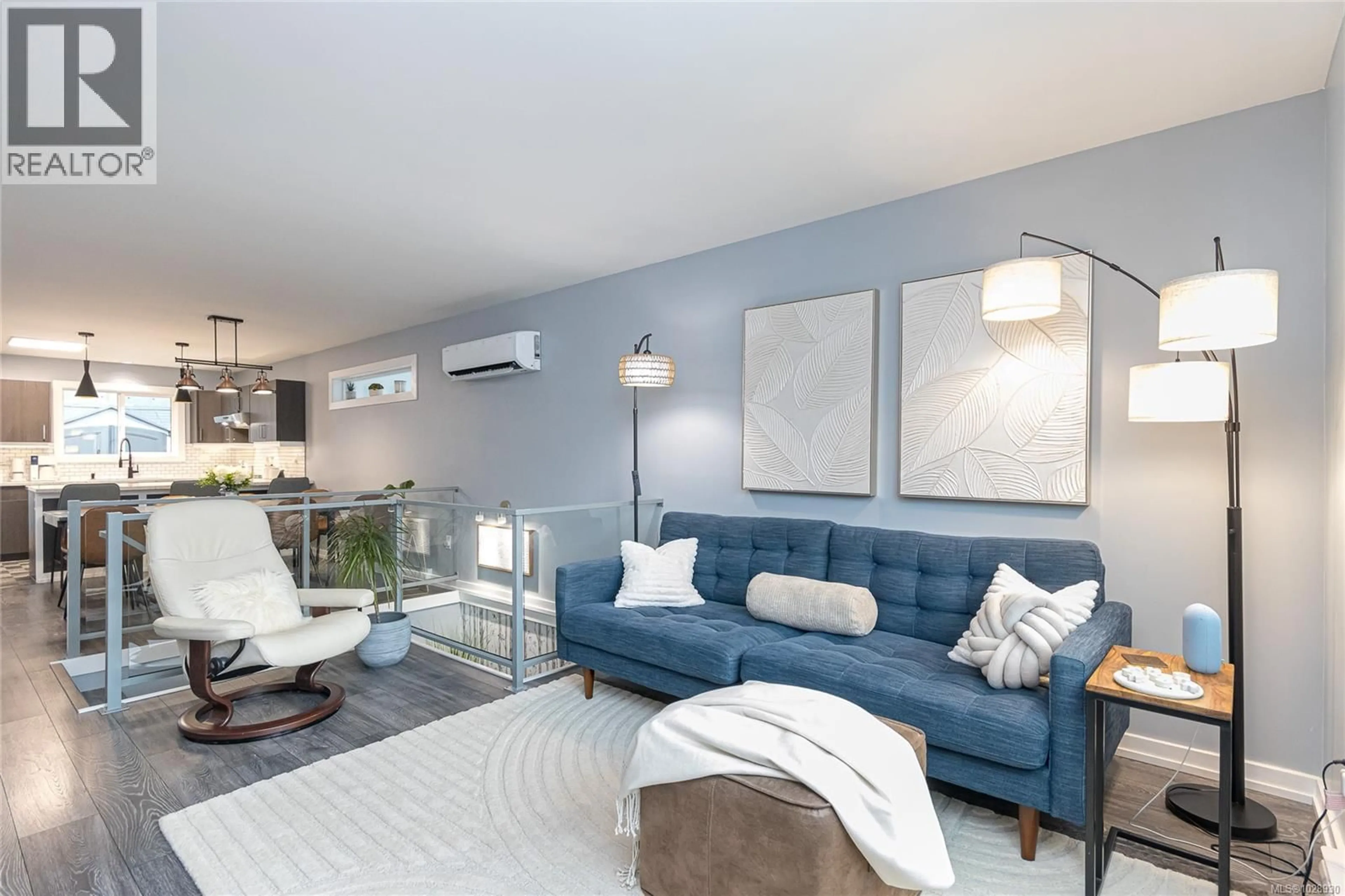 Living room with furniture, unknown for 1004 GUENTER PLACE, Langford British Columbia V9C0G8