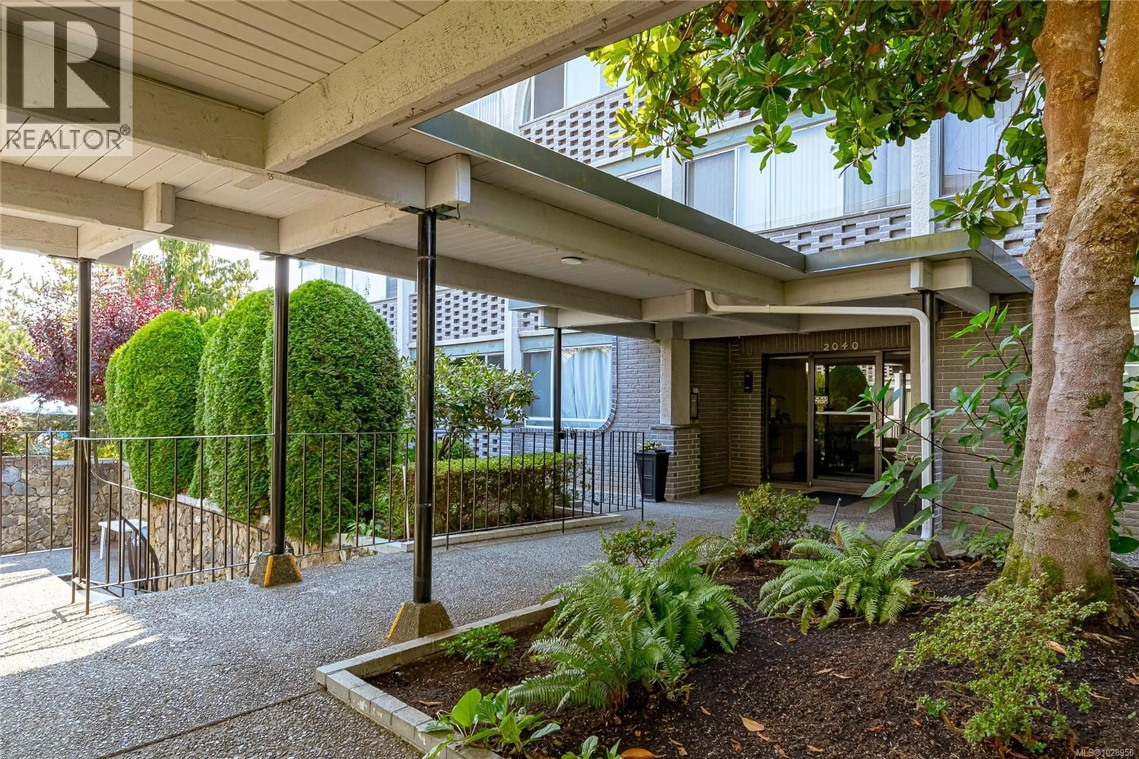 Unknown for 108 - 2040 WHITE BIRCH ROAD, Sidney British Columbia V8L2R1