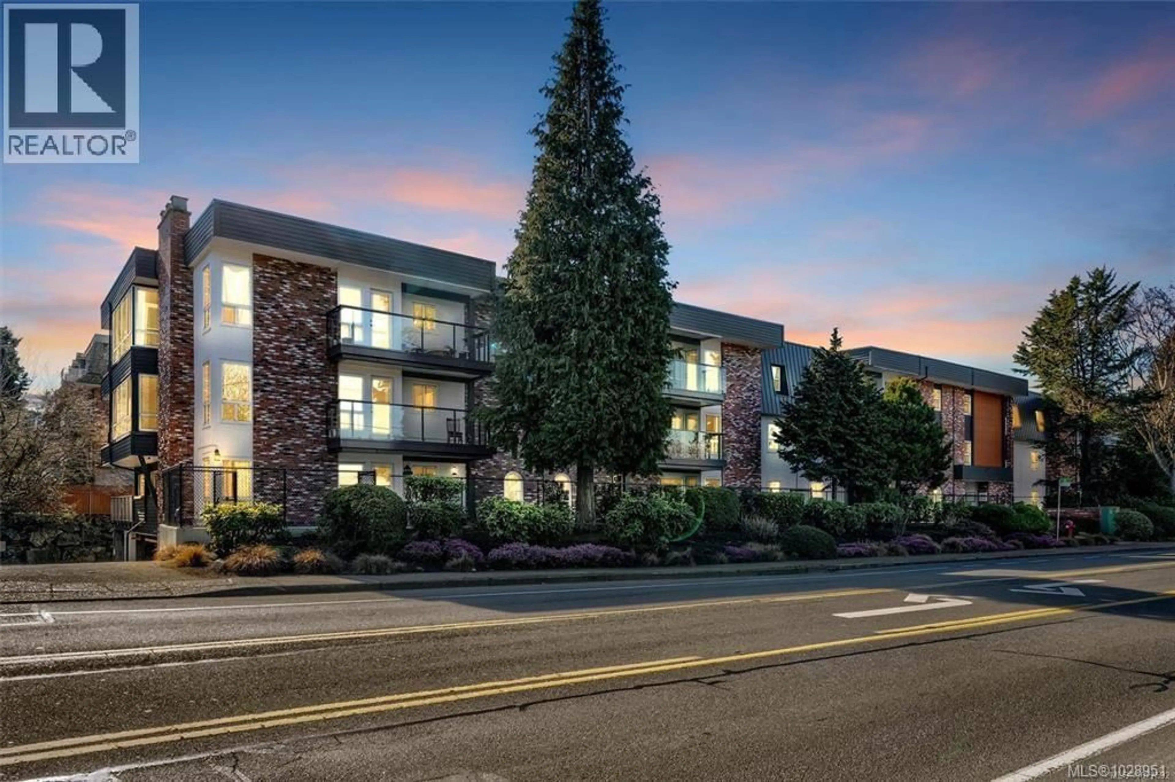 A pic from outside/outdoor area/front of a property/back of a property/a pic from drone, unknown for 202 - 1725 CEDAR HILL CROSS ROAD, Saanich British Columbia V8P2P8