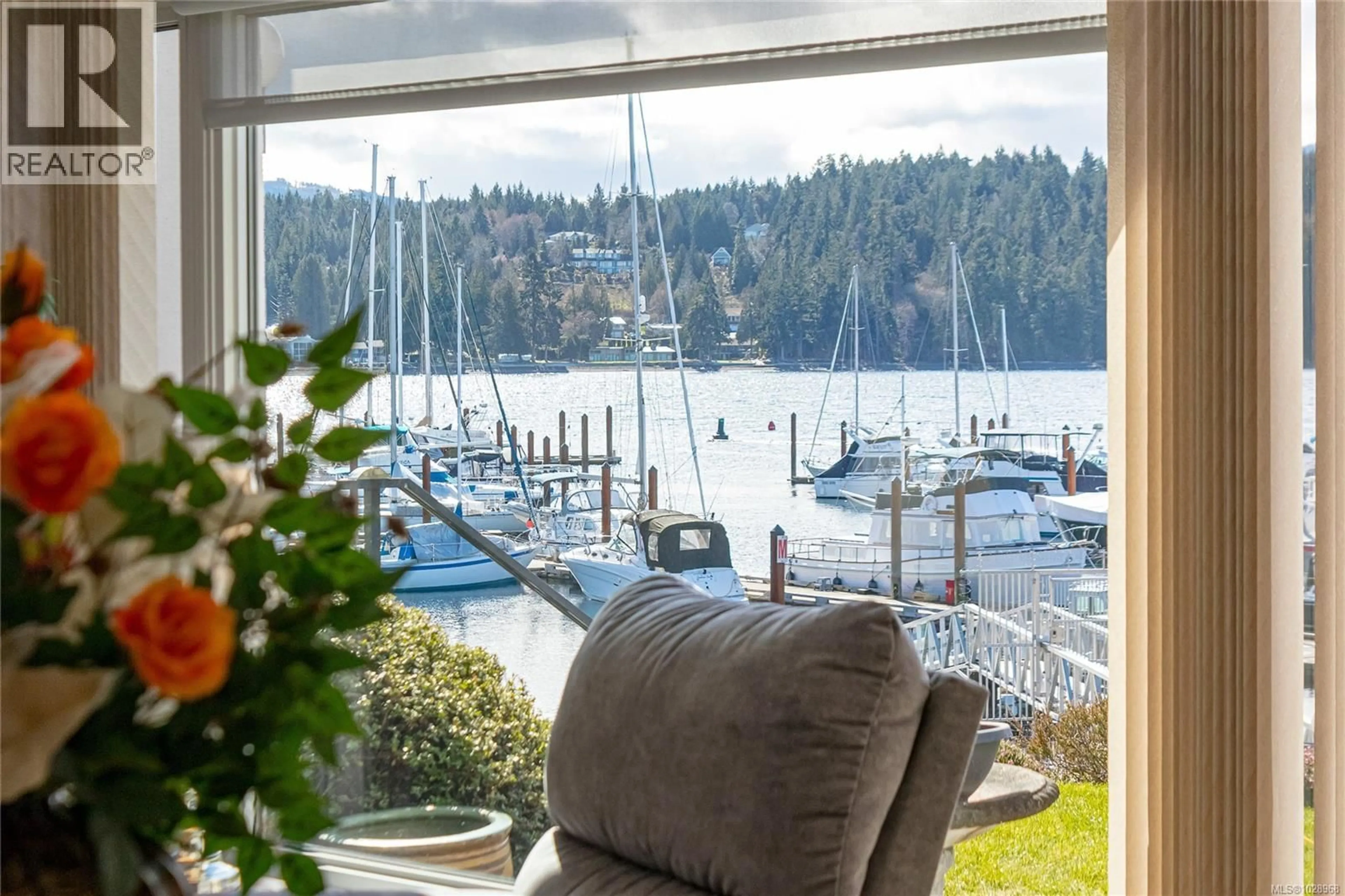 Patio, water/lake/river/ocean view for 4 - 1600 BRYNMARL ROAD, Nanoose Bay British Columbia V9P9E1