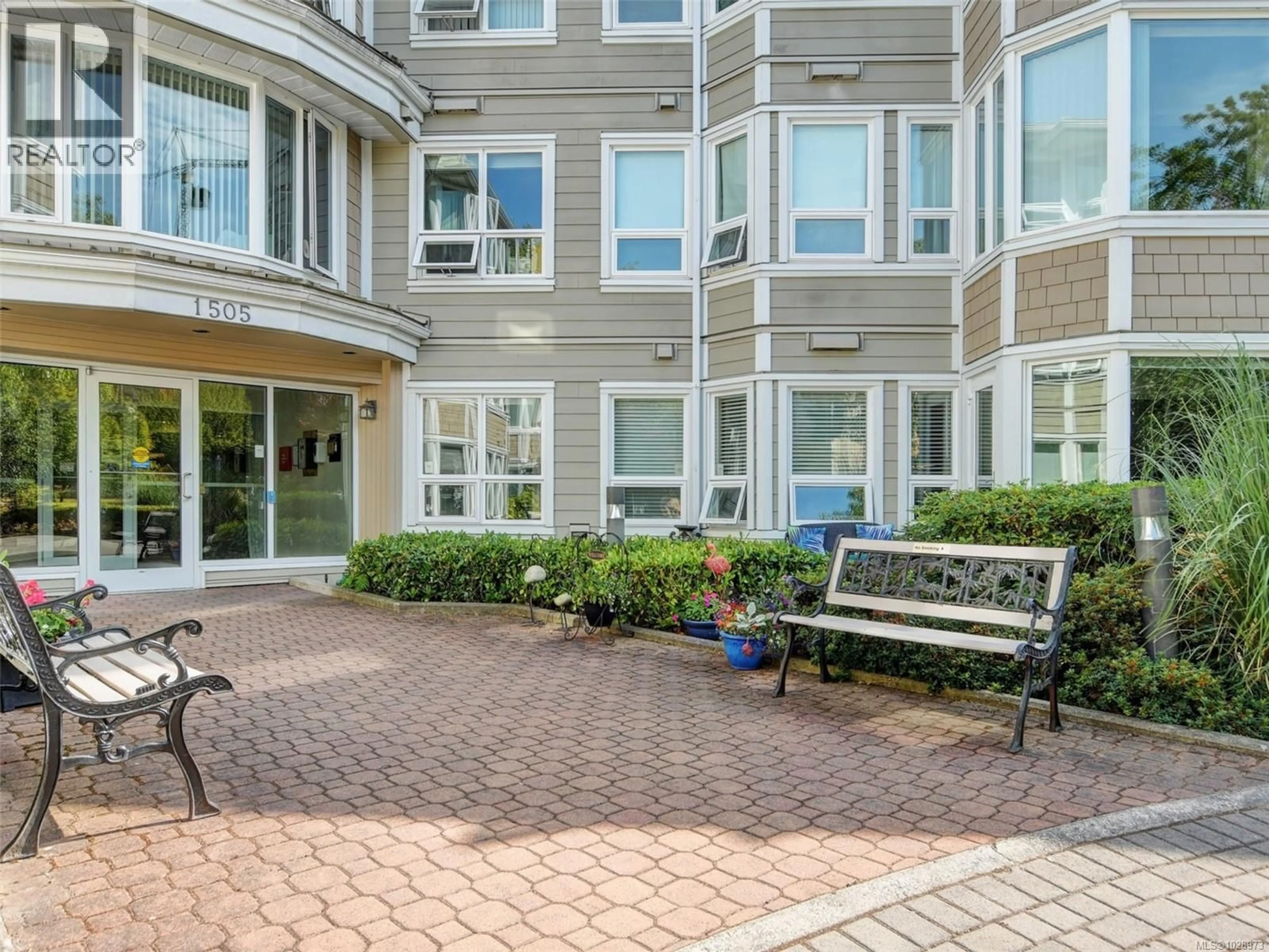 Unknown for 309 - 1505 CHURCH AVENUE, Saanich British Columbia V8P2G7