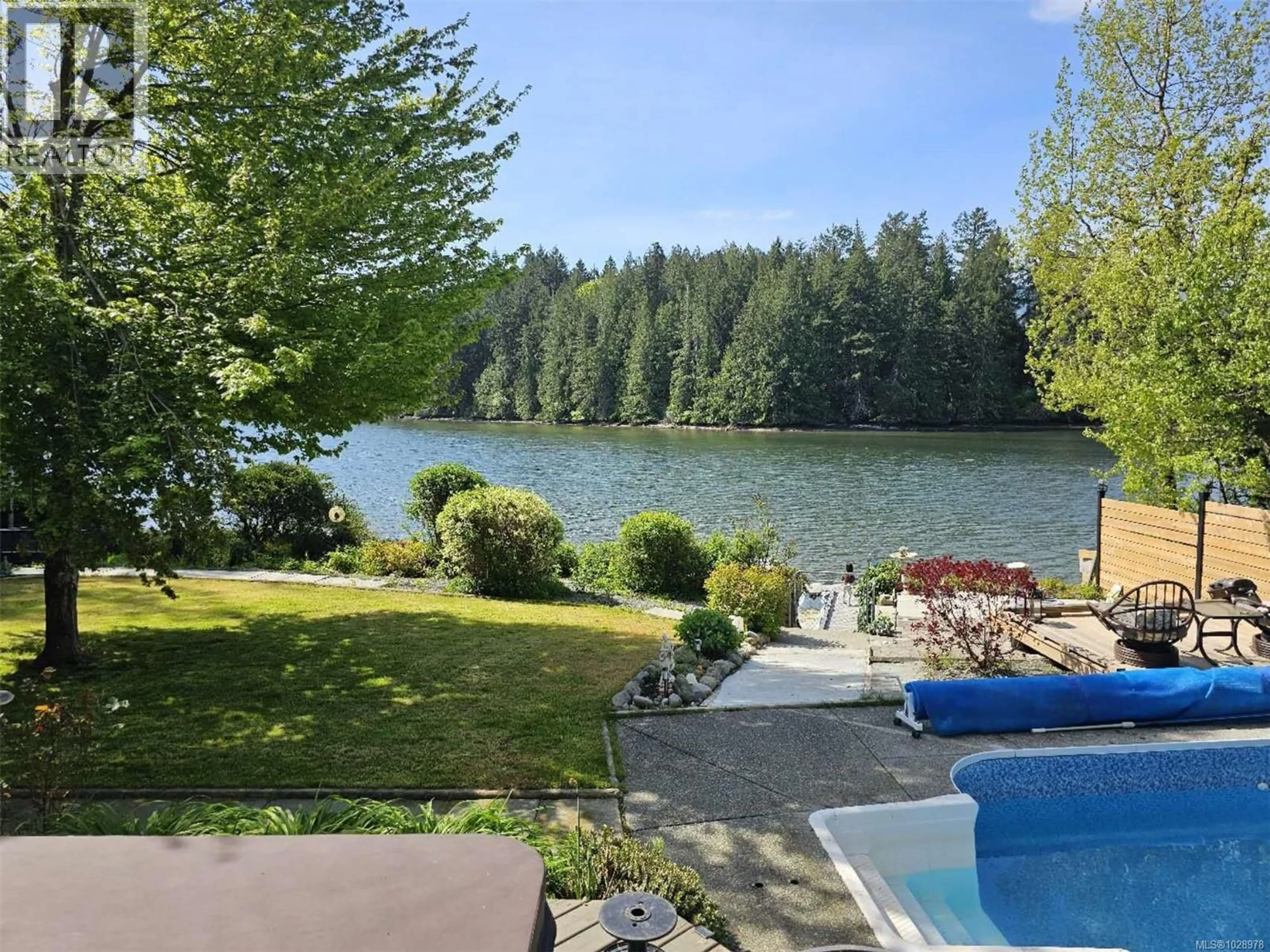 Patio, water/lake/river/ocean view for 4712 SHELL BEACH ROAD, Ladysmith British Columbia V9G1L7