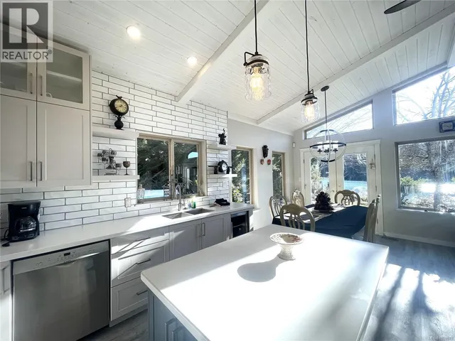 4712 SHELL BEACH ROAD, Ladysmith 5