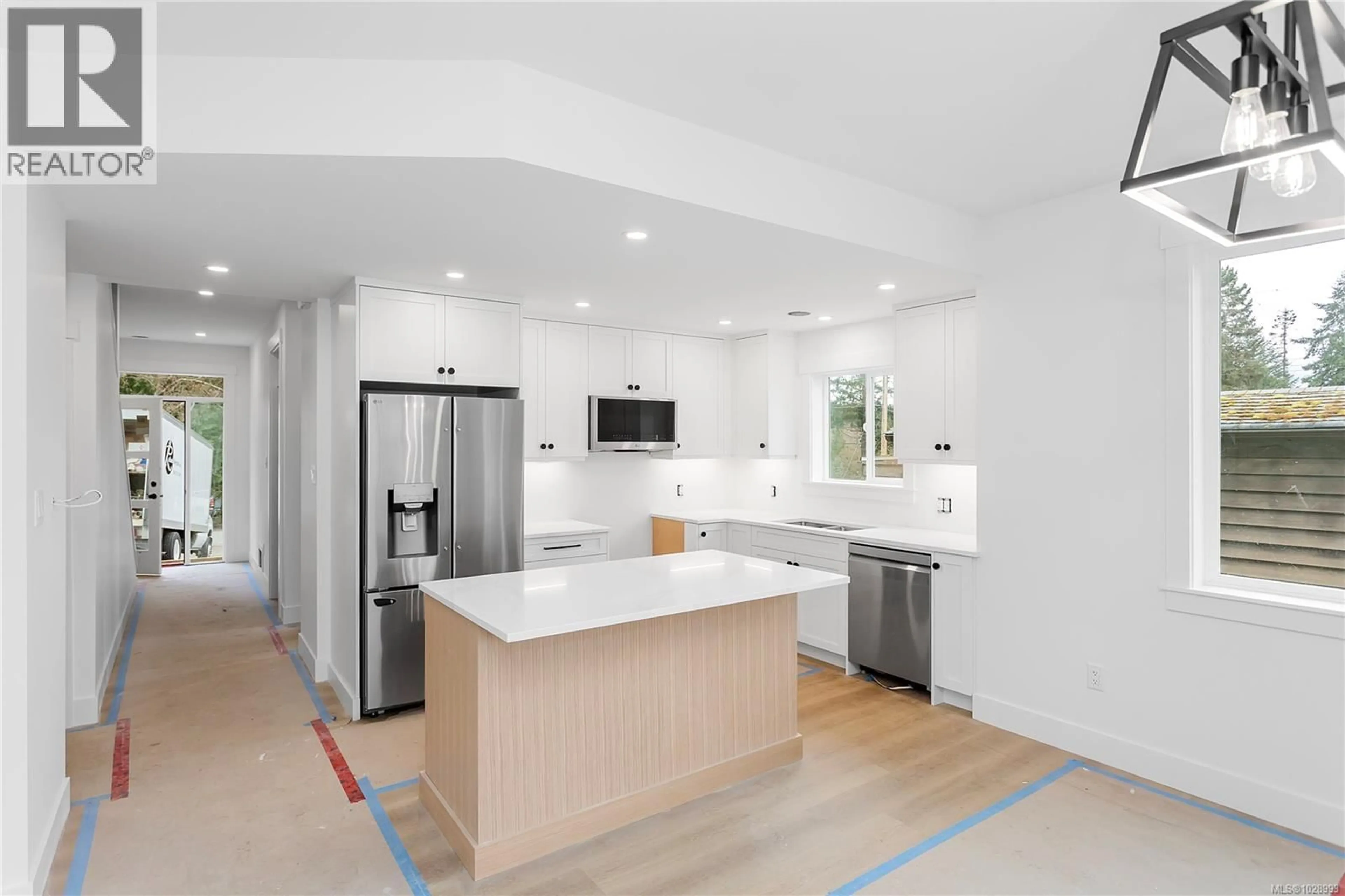 Open concept kitchen, unknown for 2938 EXTENSION ROAD, Nanaimo British Columbia V9X1G2