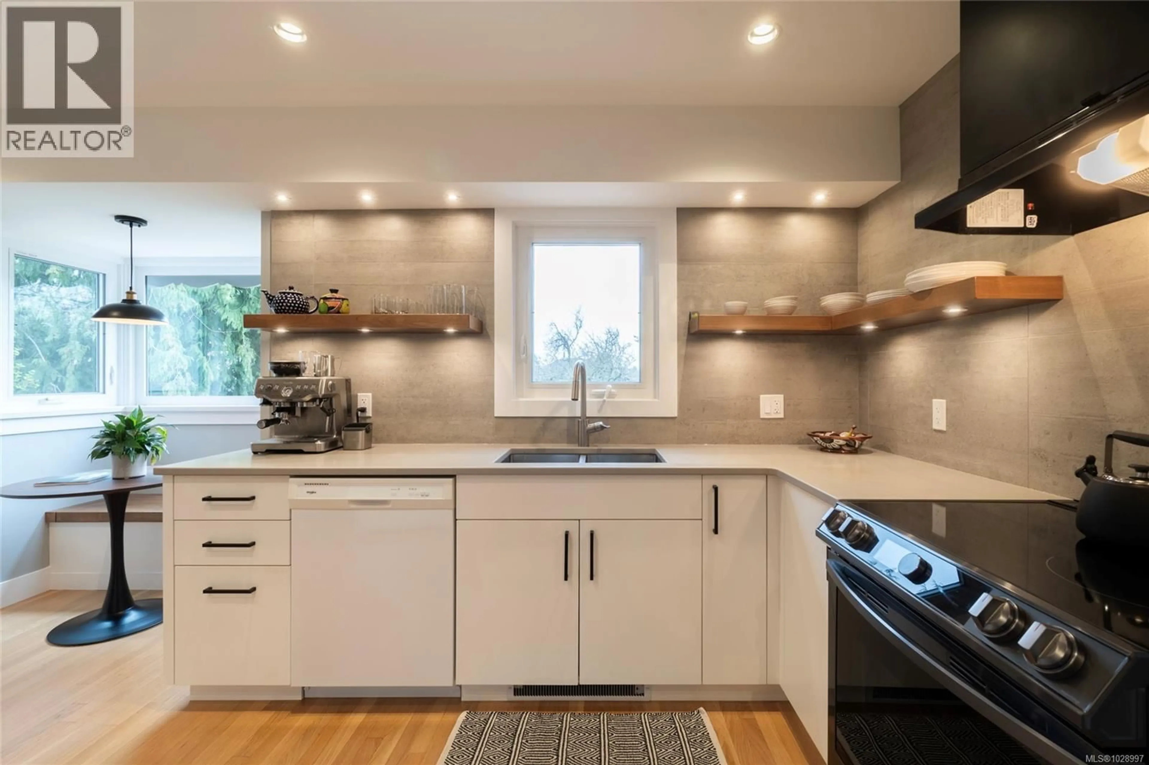 Contemporary kitchen, wood/laminate floor for 2275 ALLENBY STREET, Oak Bay British Columbia V8R3C4