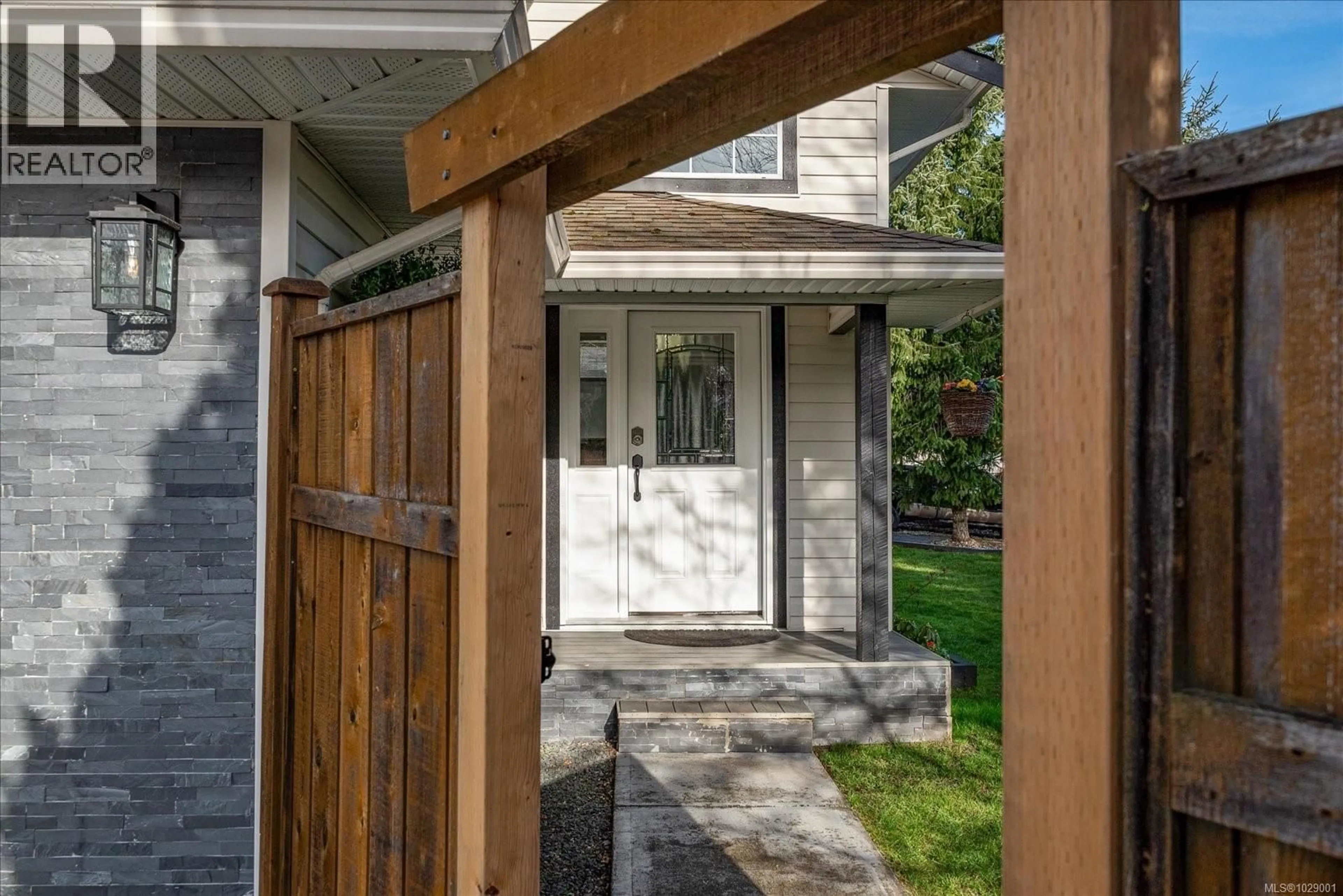 Unknown for 2121 LEXINGTON PLACE, Courtenay British Columbia V9N9C5