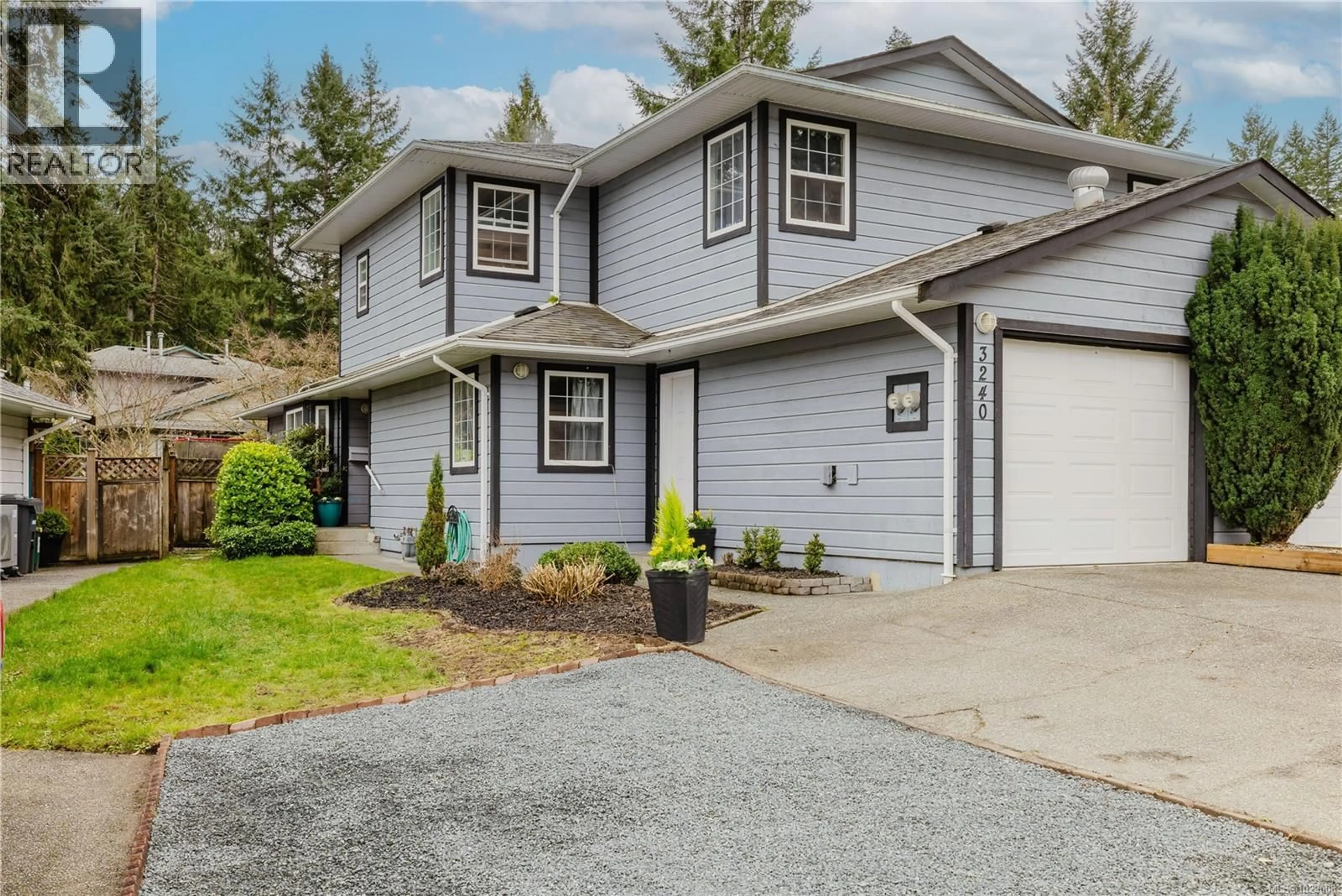 Home with vinyl exterior material, street for 3240 HILLWOOD ROAD, Duncan British Columbia V9L5K6