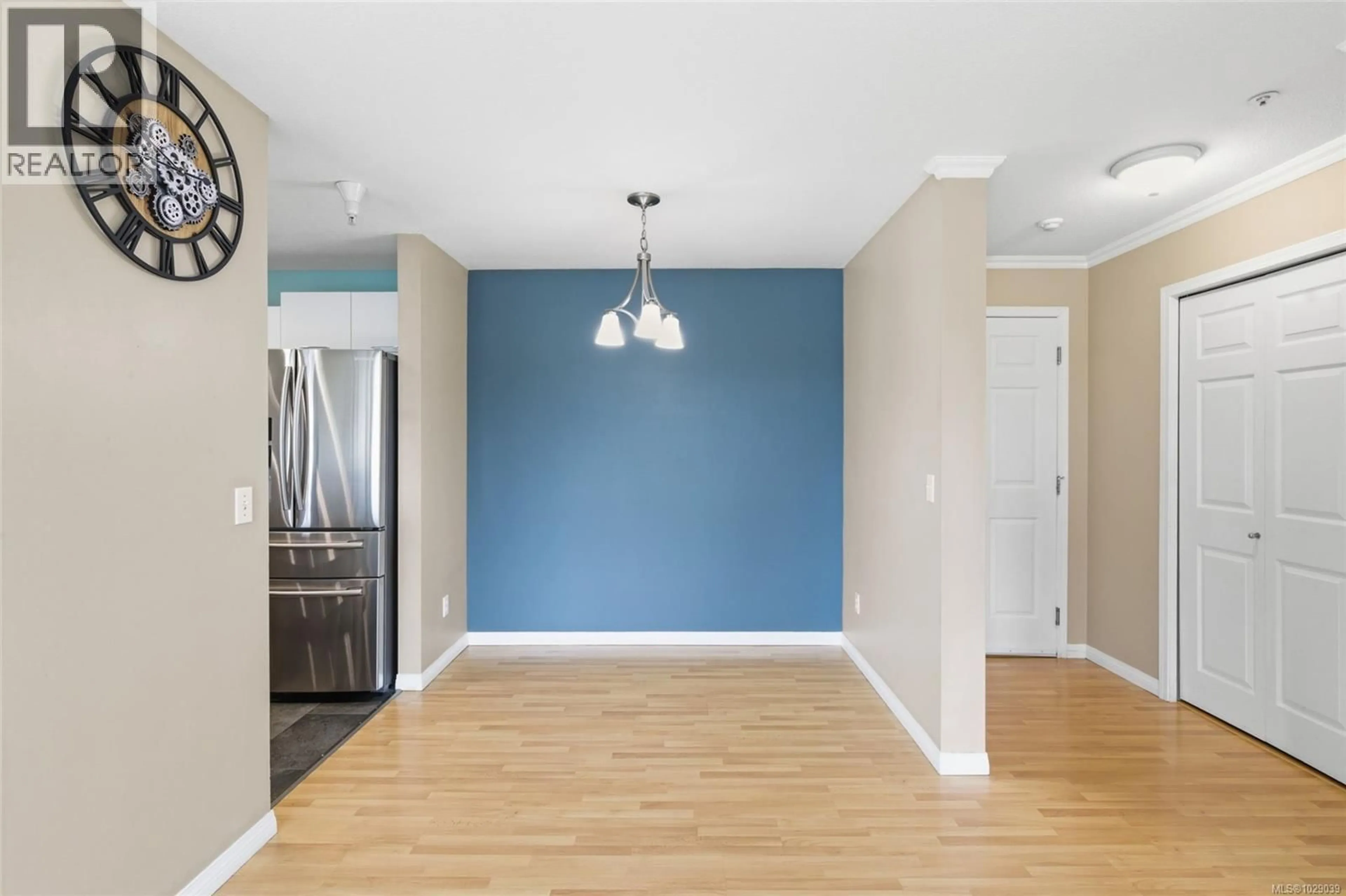 Unknown for 410 - 1631 DUFFERIN CRESCENT, Nanaimo British Columbia V9S5T4