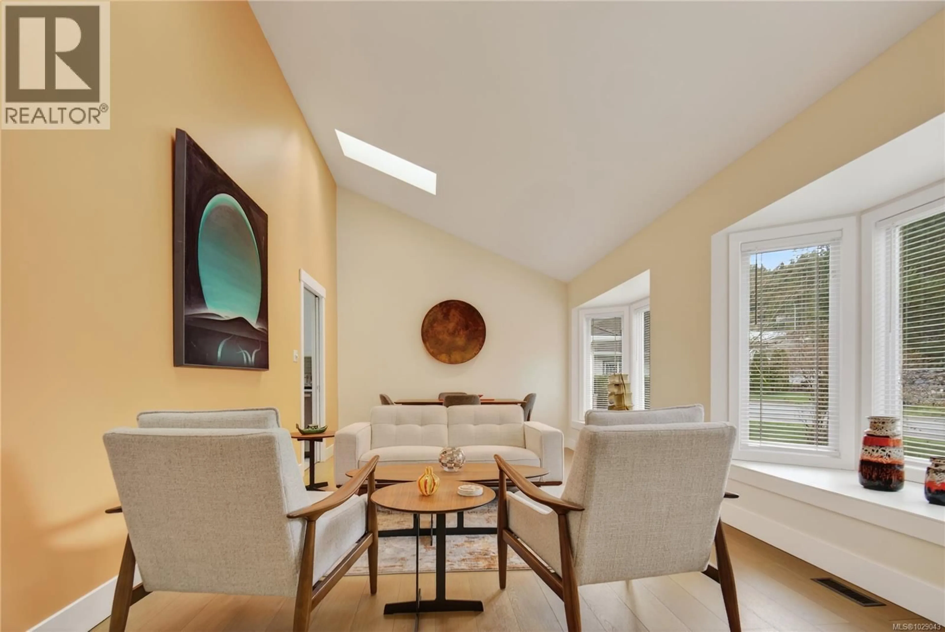 Unknown for 881 THERRES CRESCENT, Ladysmith British Columbia V9G1N5