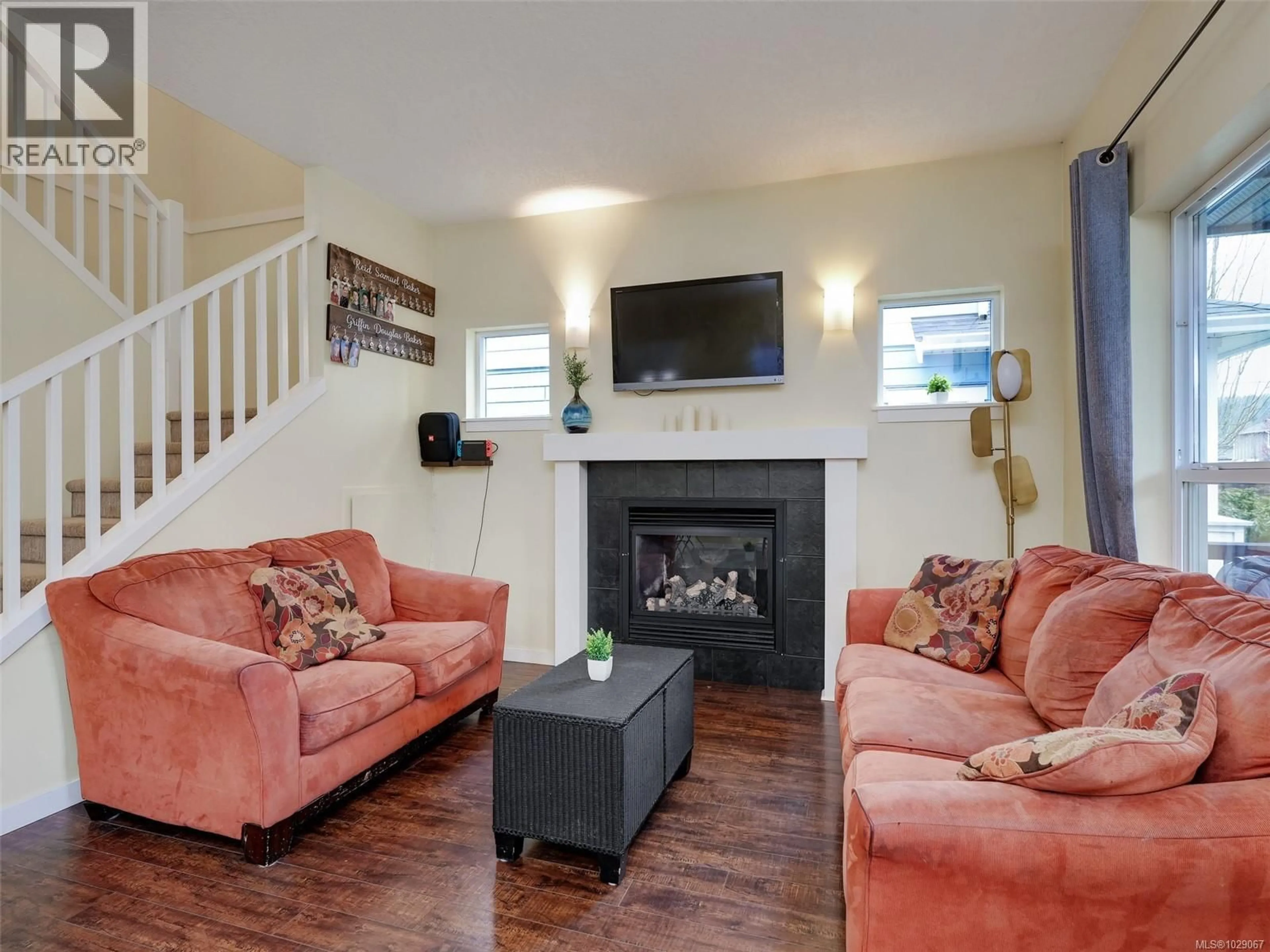 Unknown for 3385 PIPER ROAD, Langford British Columbia V9C0G9