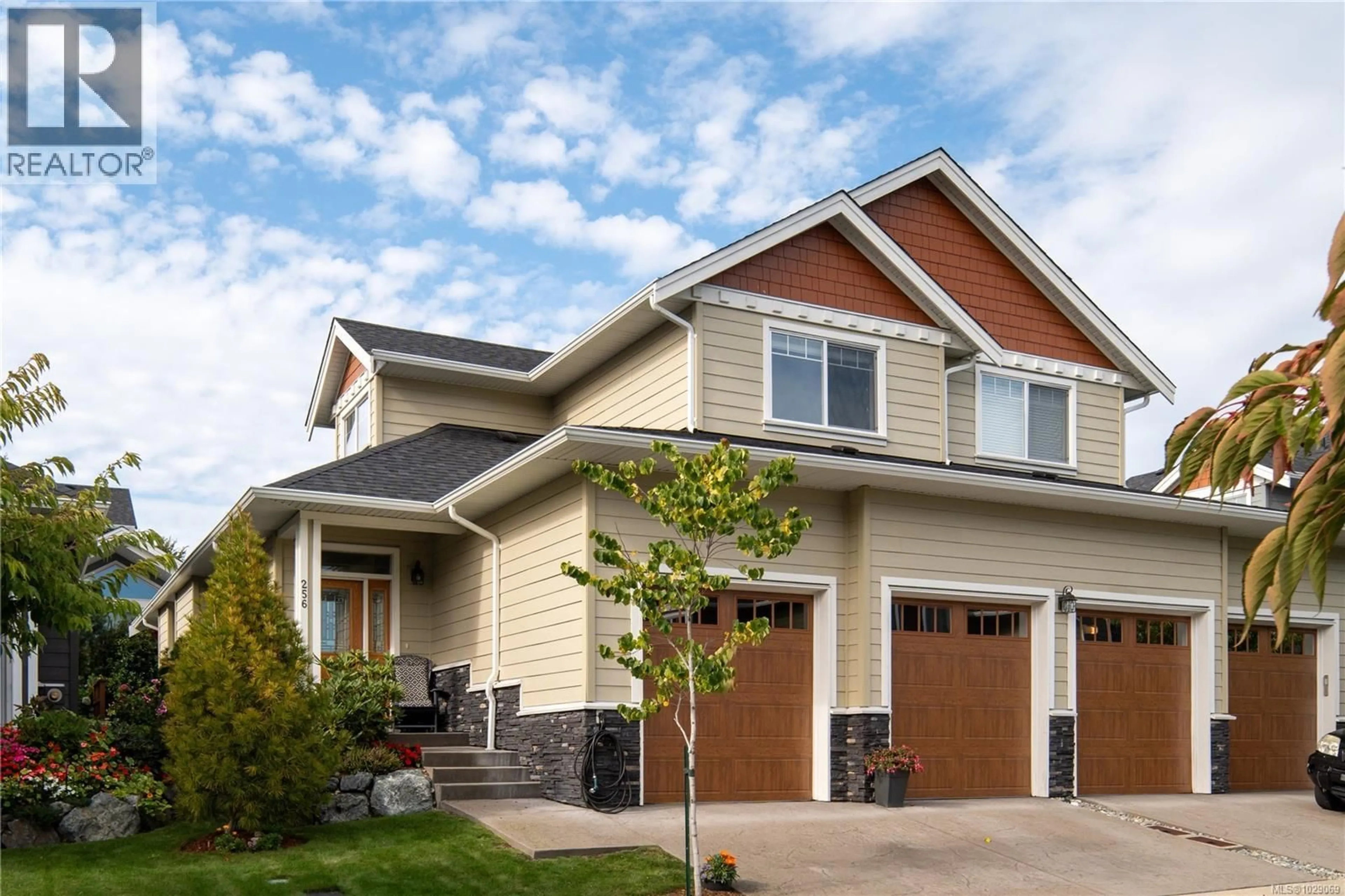 Home with vinyl exterior material, street for 256 - 6995 NORDIN ROAD, Sooke British Columbia V9Z1L4