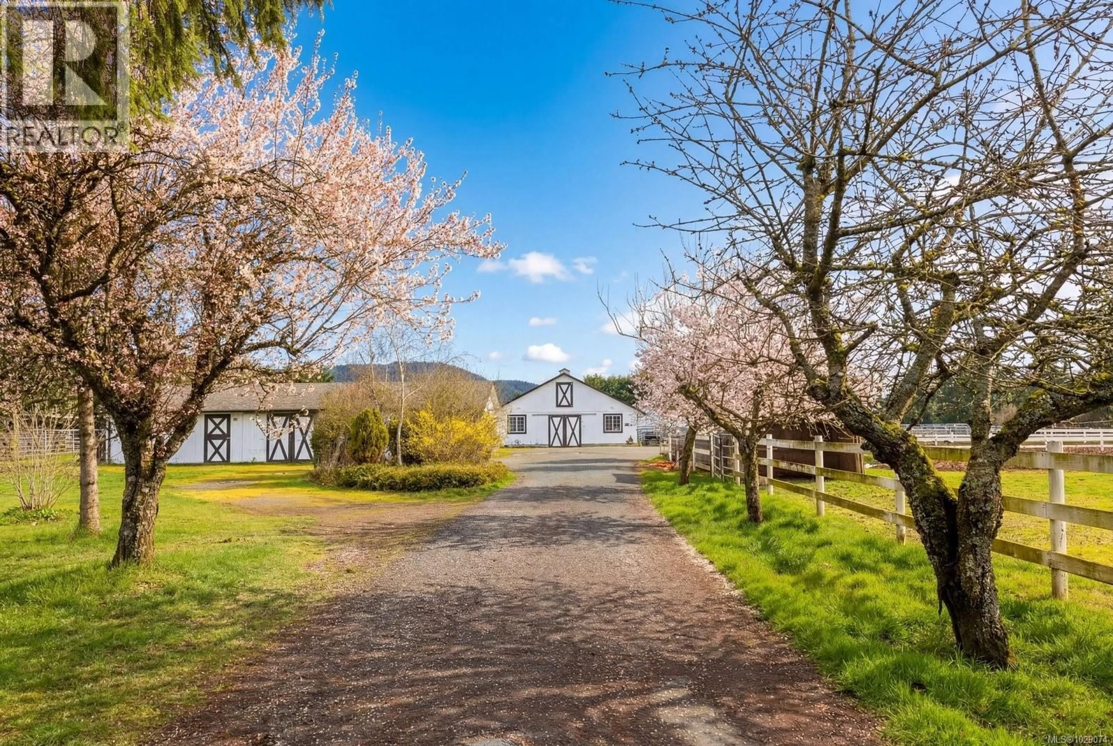 A pic from outside/outdoor area/front of a property/back of a property/a pic from drone, street for 1584 WHITE ROAD, Central Saanich British Columbia V8M1S8