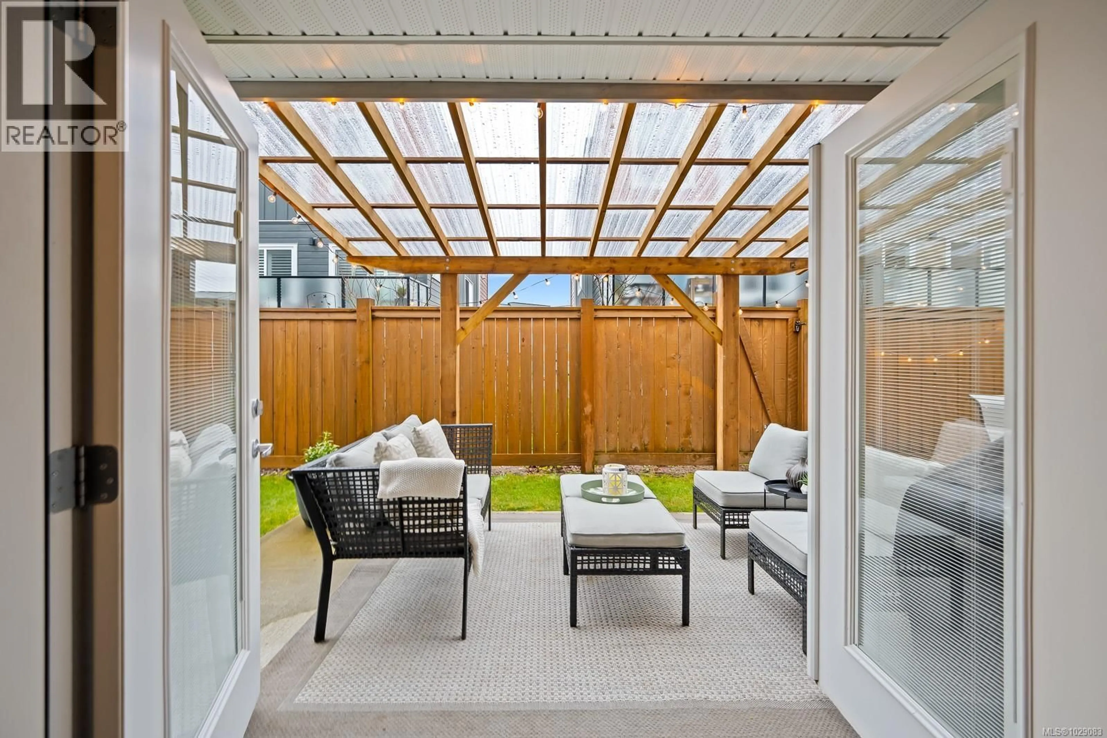 Patio, street for 817 TRACKER PLACE, Comox British Columbia V9M4E8