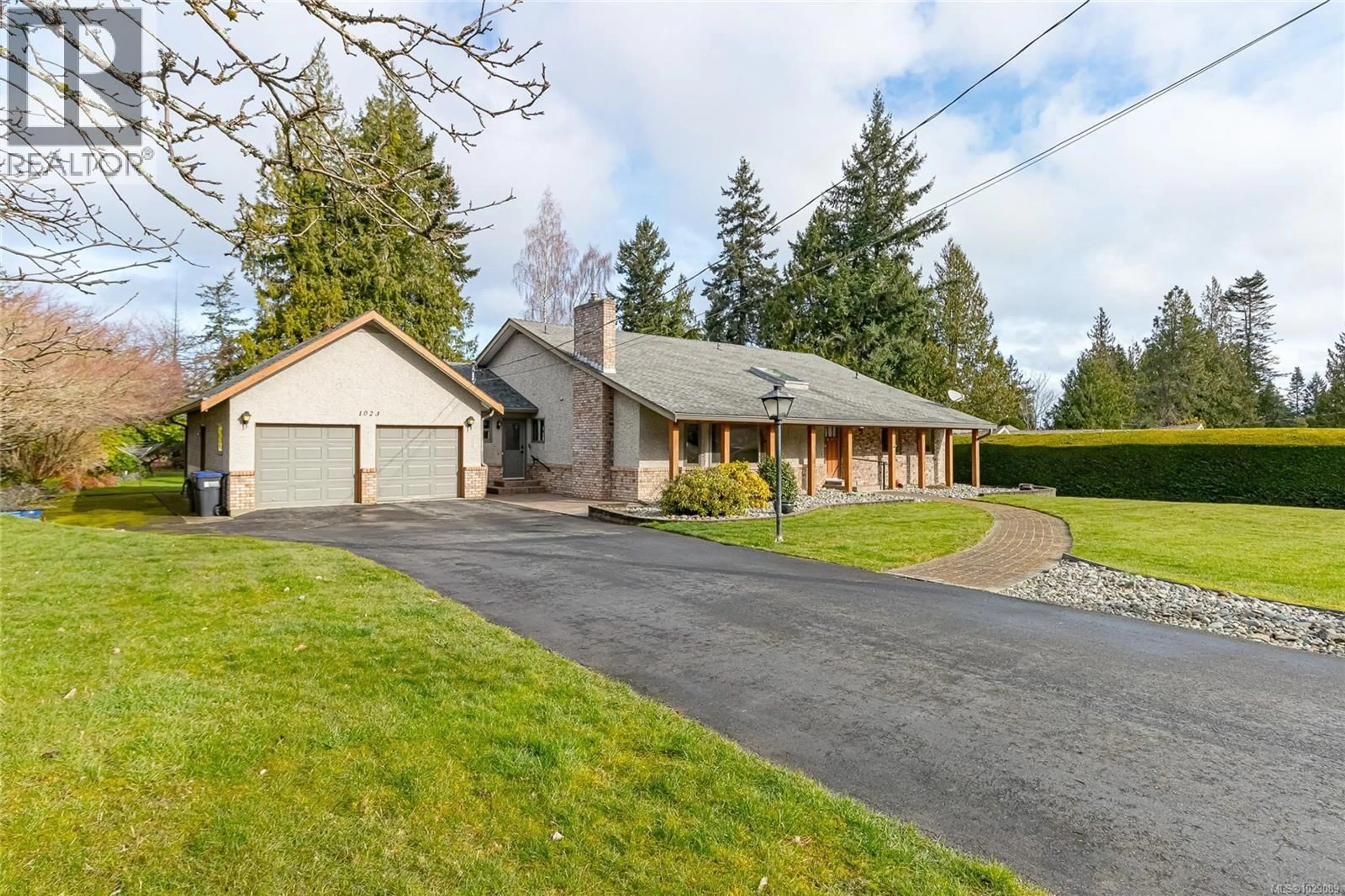 Unknown for 1023 HARLEQUIN ROAD, Qualicum Beach British Columbia V9K1E2