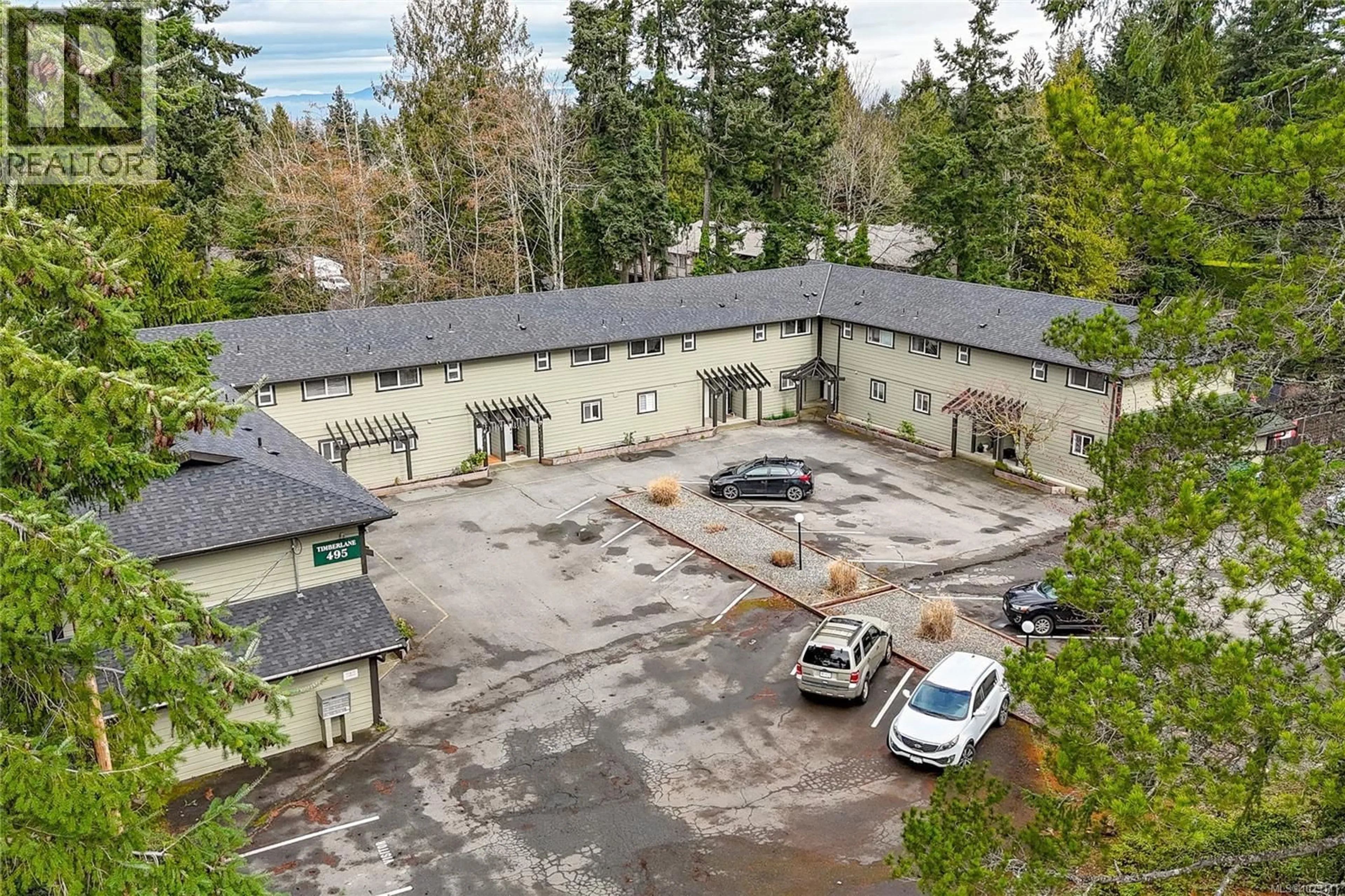 A pic from outside/outdoor area/front of a property/back of a property/a pic from drone, unknown for 8 - 495 FIRST AVENUE WEST, Qualicum Beach British Columbia V9K1P1