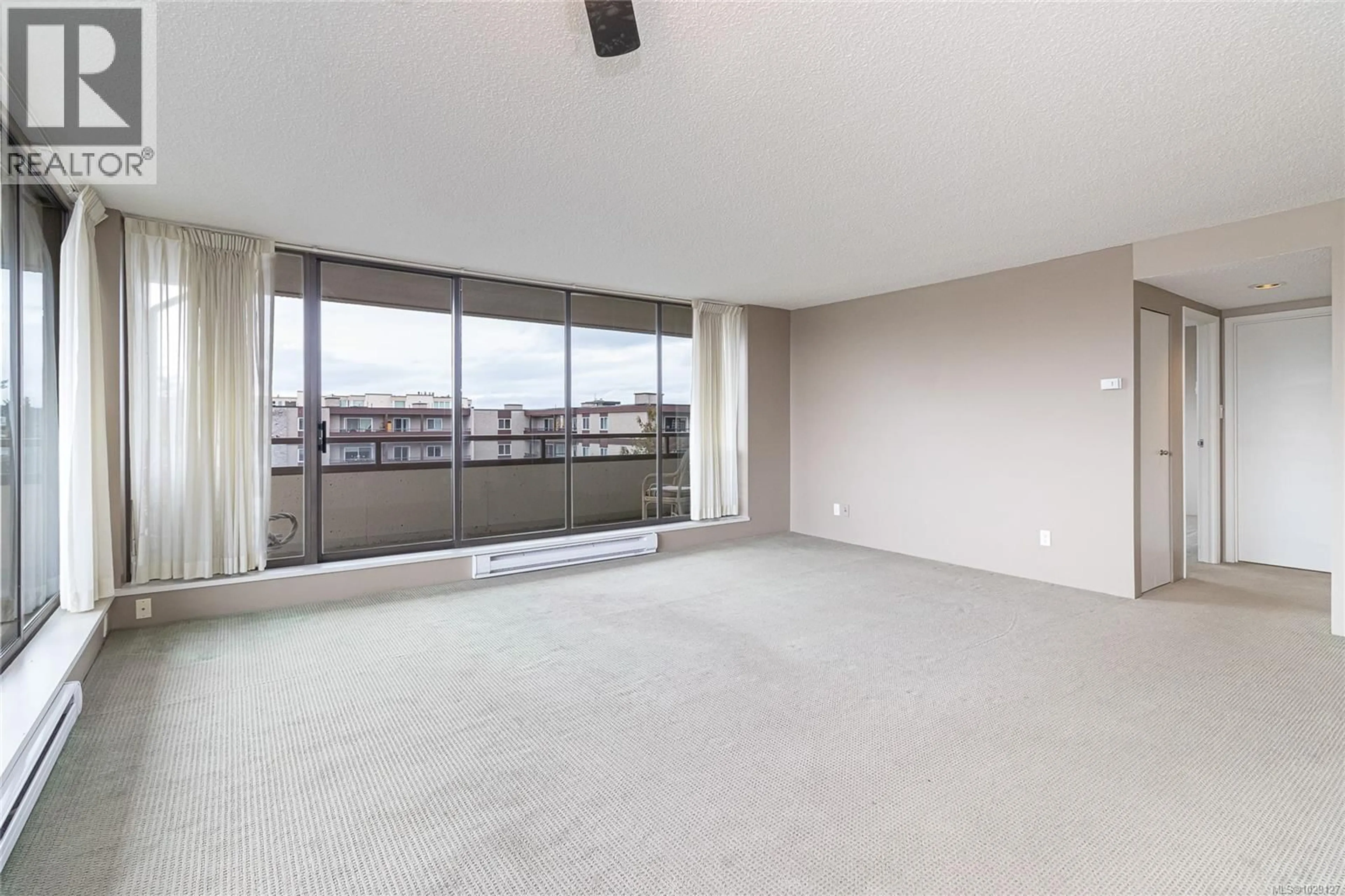 A pic of a room for 301 - 9805 SECOND STREET, Sidney British Columbia V8L4T9