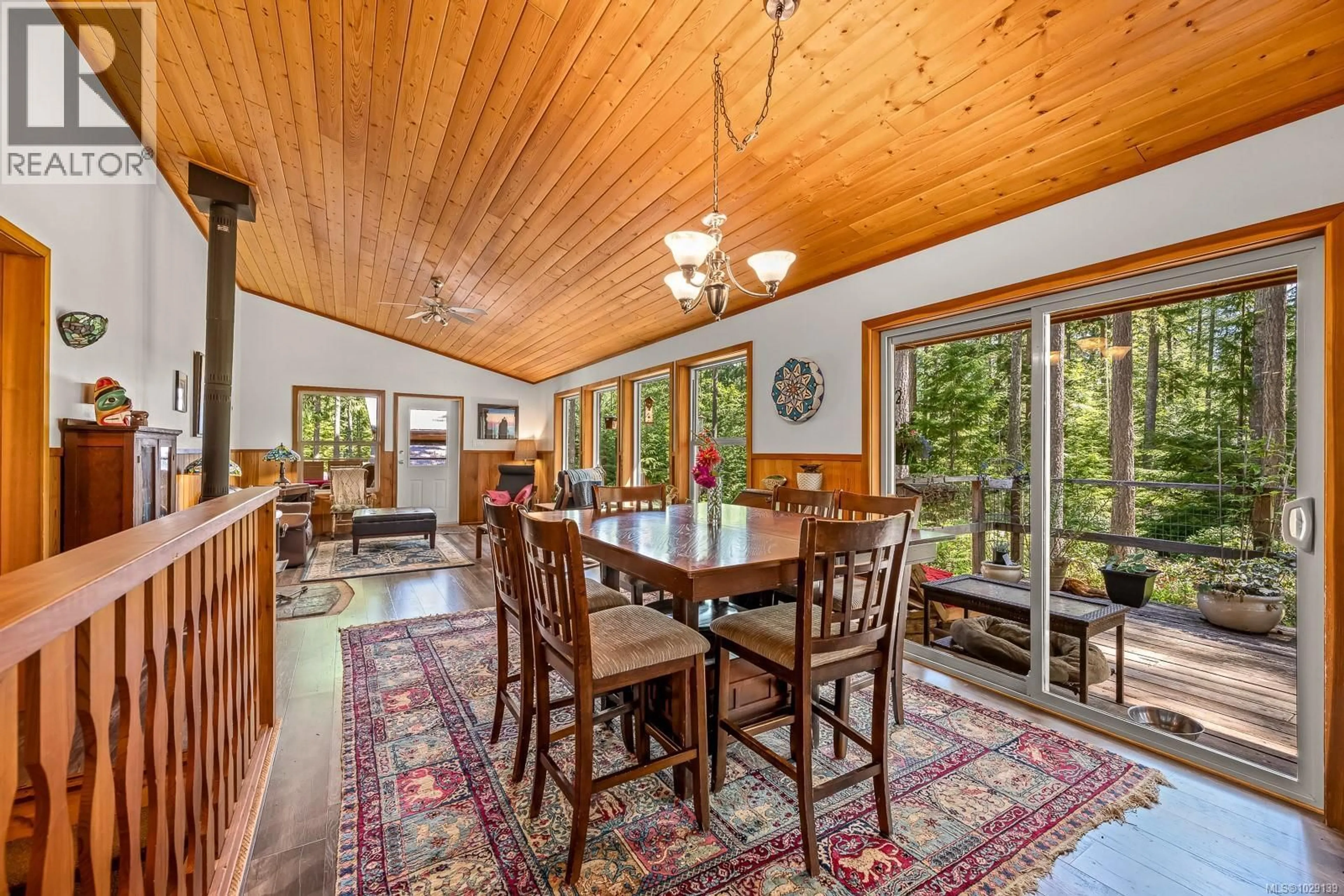 Unknown for 924 SISKIN LANE, Cortes Island British Columbia V0P1K0