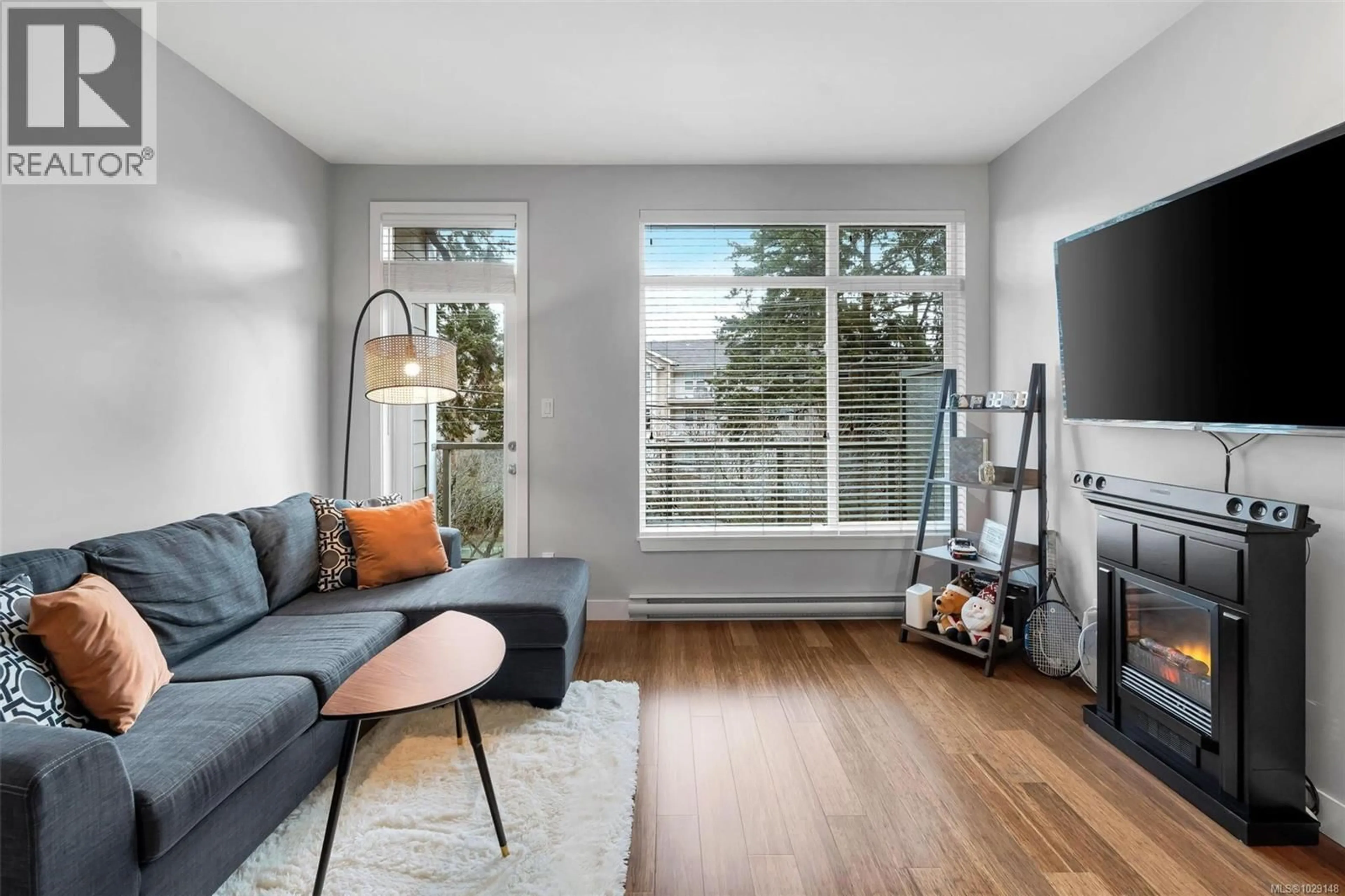 Living room with furniture, unknown for 304 - 611 GOLDSTREAM AVENUE, Langford British Columbia V9B2W9