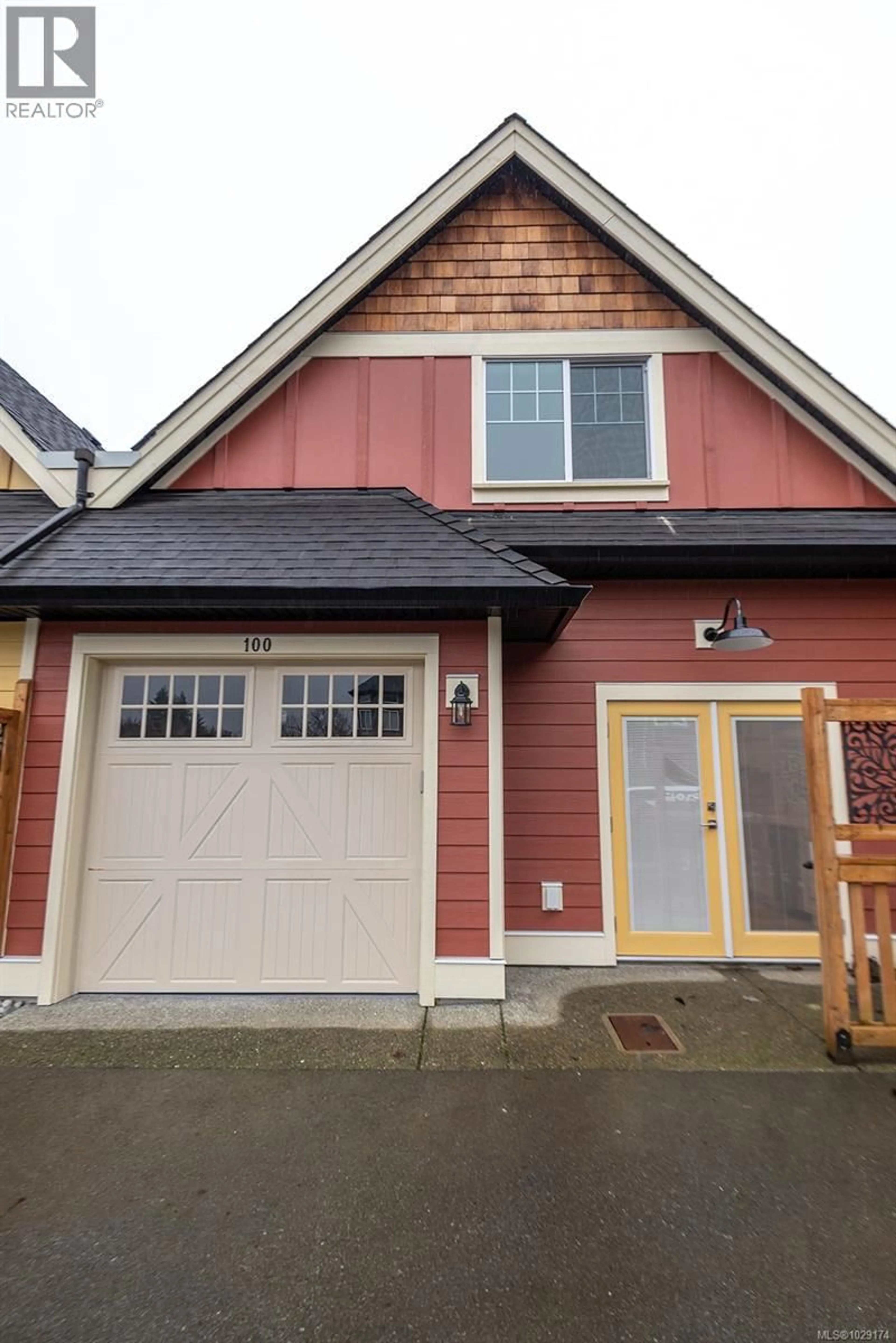 Home with vinyl exterior material, street for 100 - 3003 KEYSTONE DRIVE, Duncan British Columbia V9L0E1