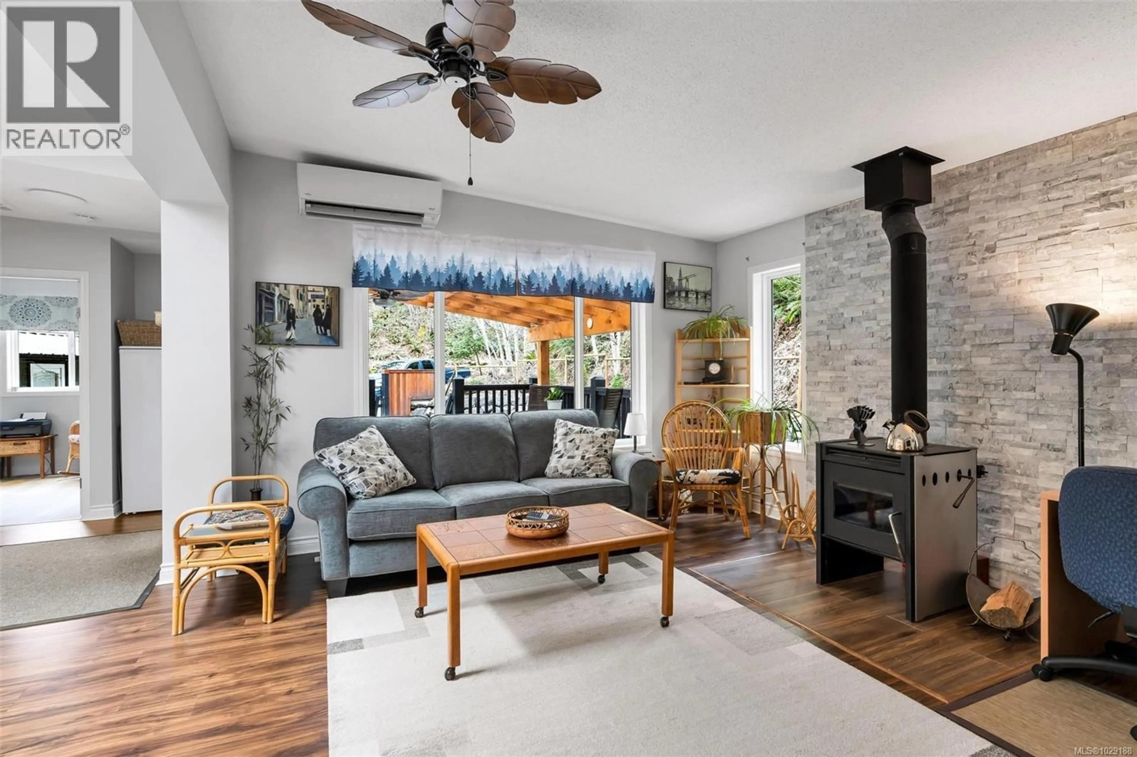 Living room with furniture, unknown for 9205 NIGHTHAWK ROAD, Lake Cowichan British Columbia V0R2G0