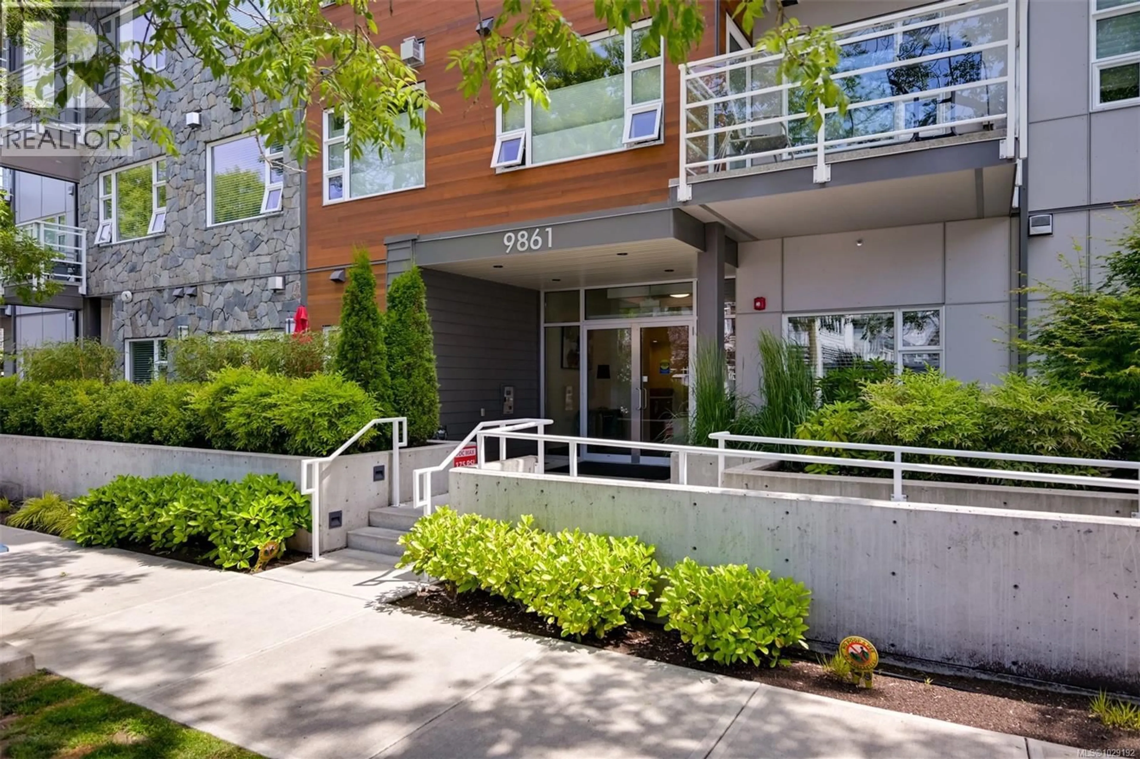 Unknown for 406 - 9861 THIRD STREET, Sidney British Columbia V8L3A8