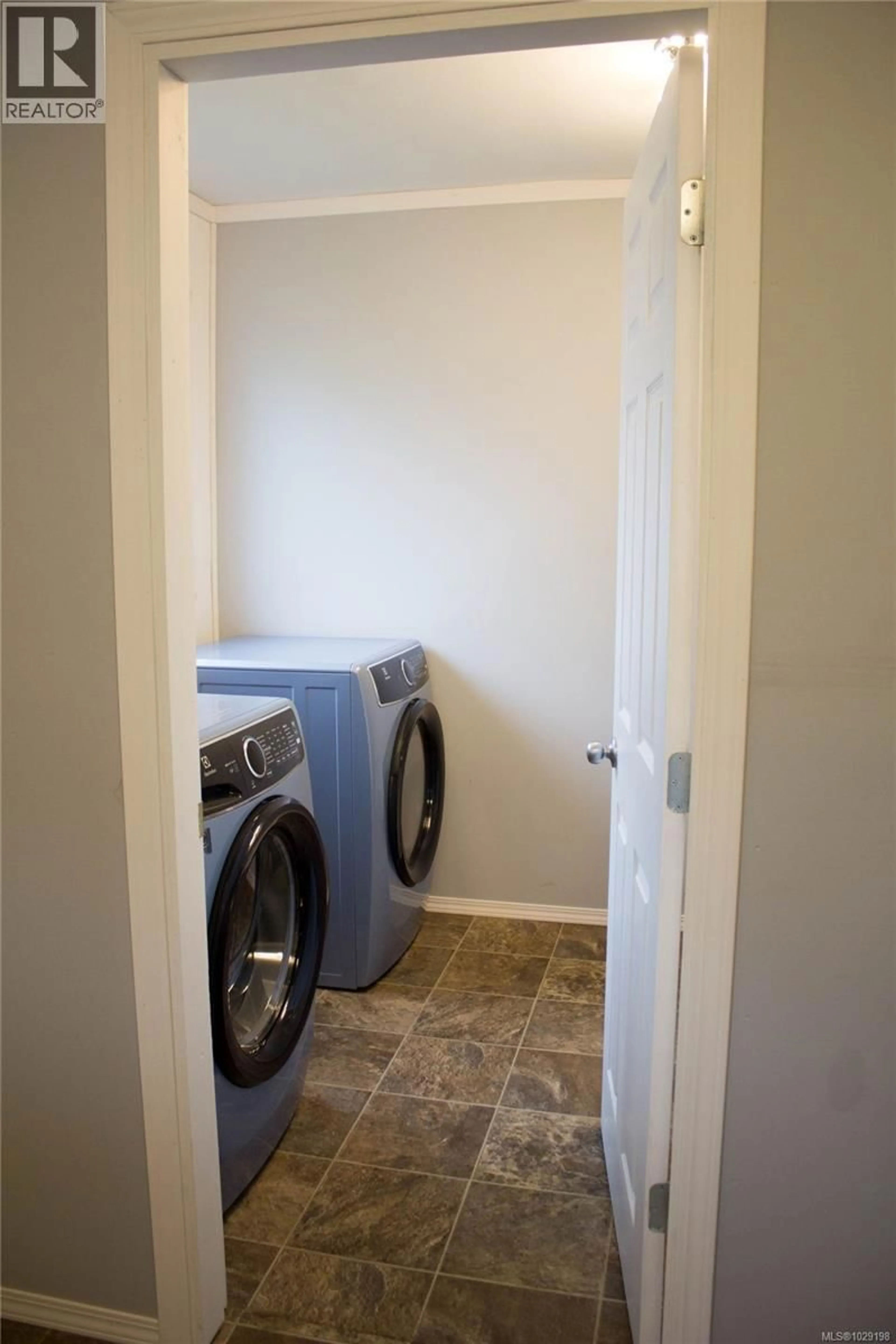 Laundry room for 74 - 5250 BEAVER HARBOUR ROAD, Port Hardy British Columbia V0N2P0