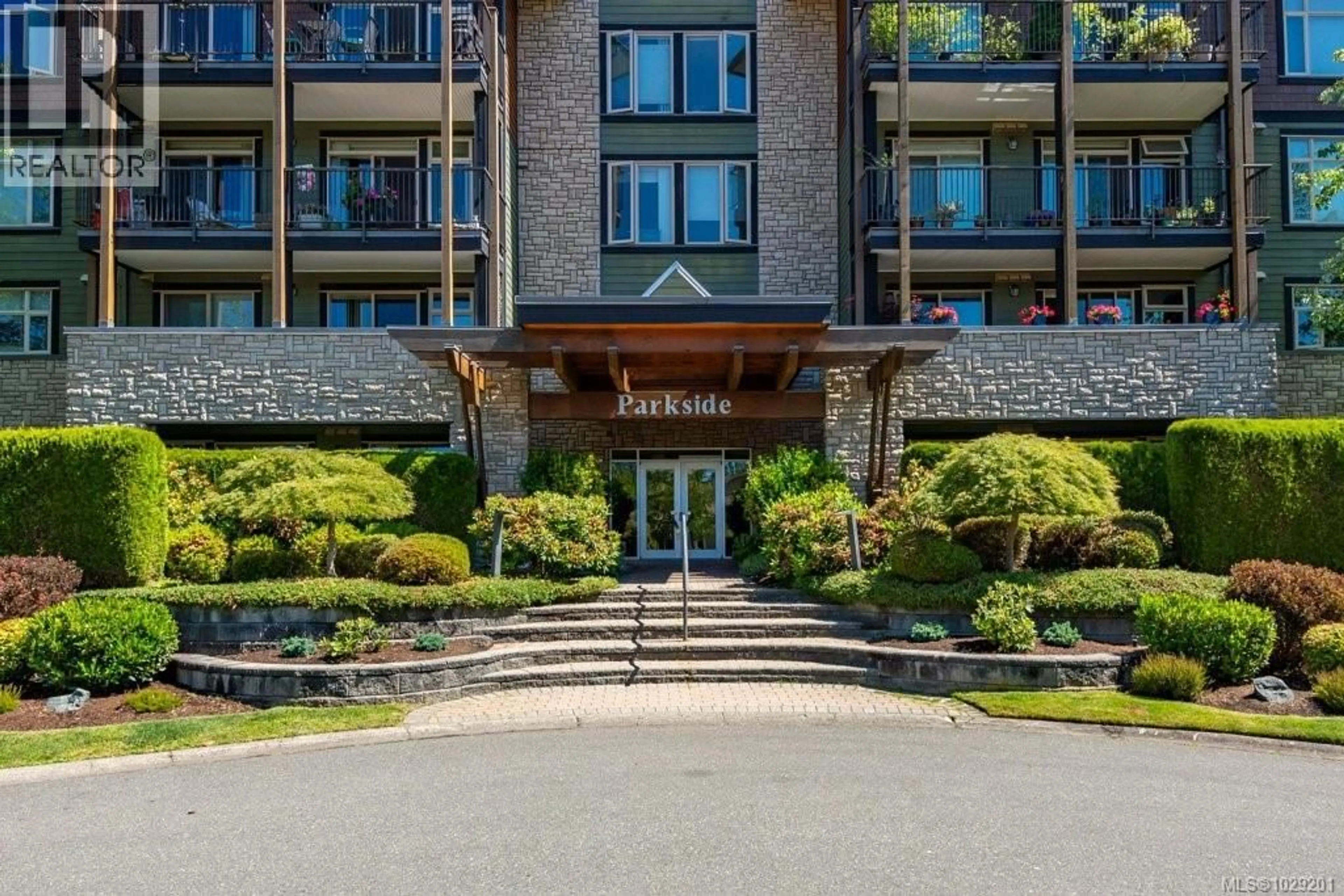 Indoor foyer for 2211 - 44 ANDERTON AVENUE, Courtenay British Columbia V9N2G8