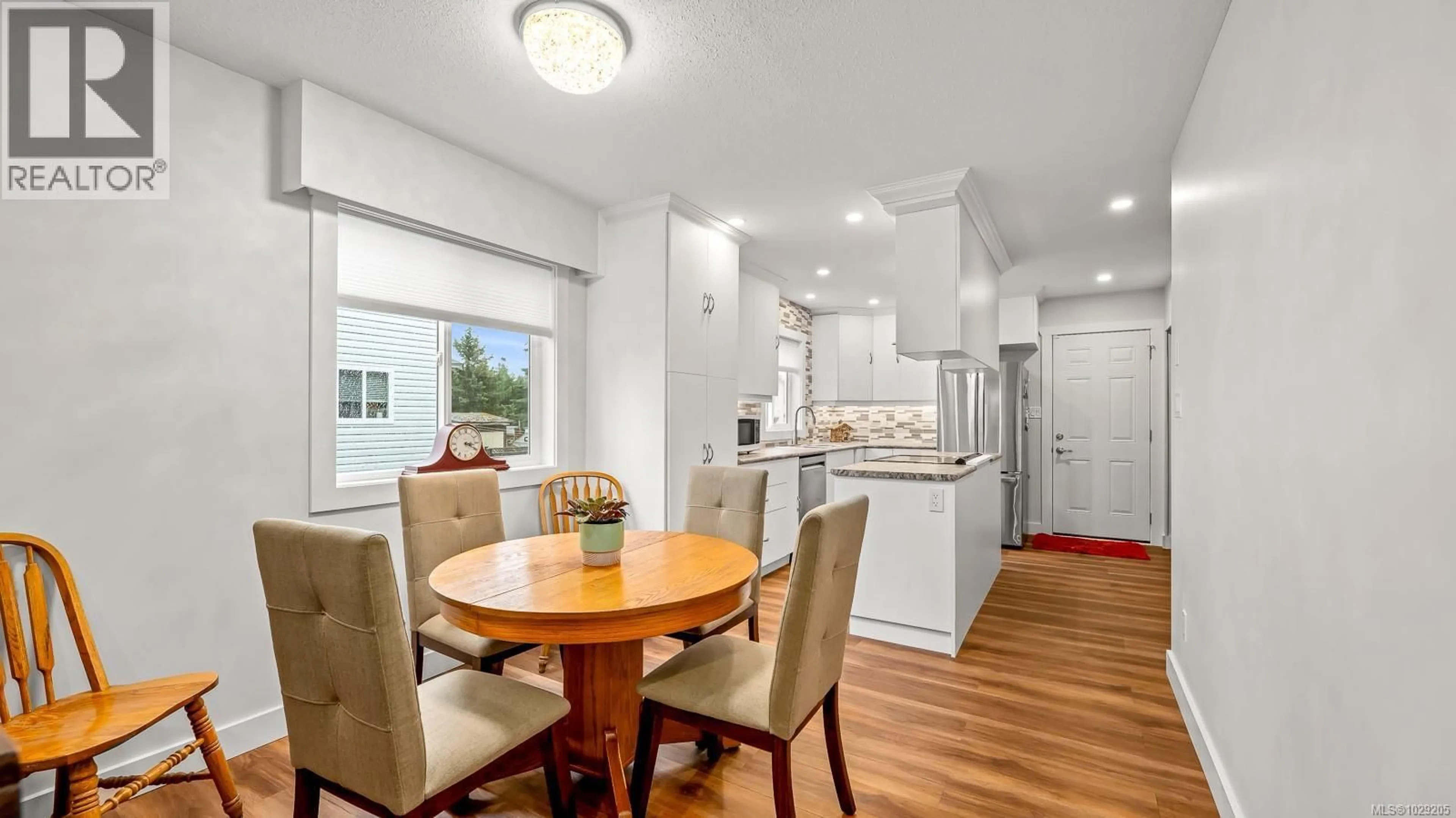 Unknown for A - 2052 1ST STREET, Courtenay British Columbia V9N5N4