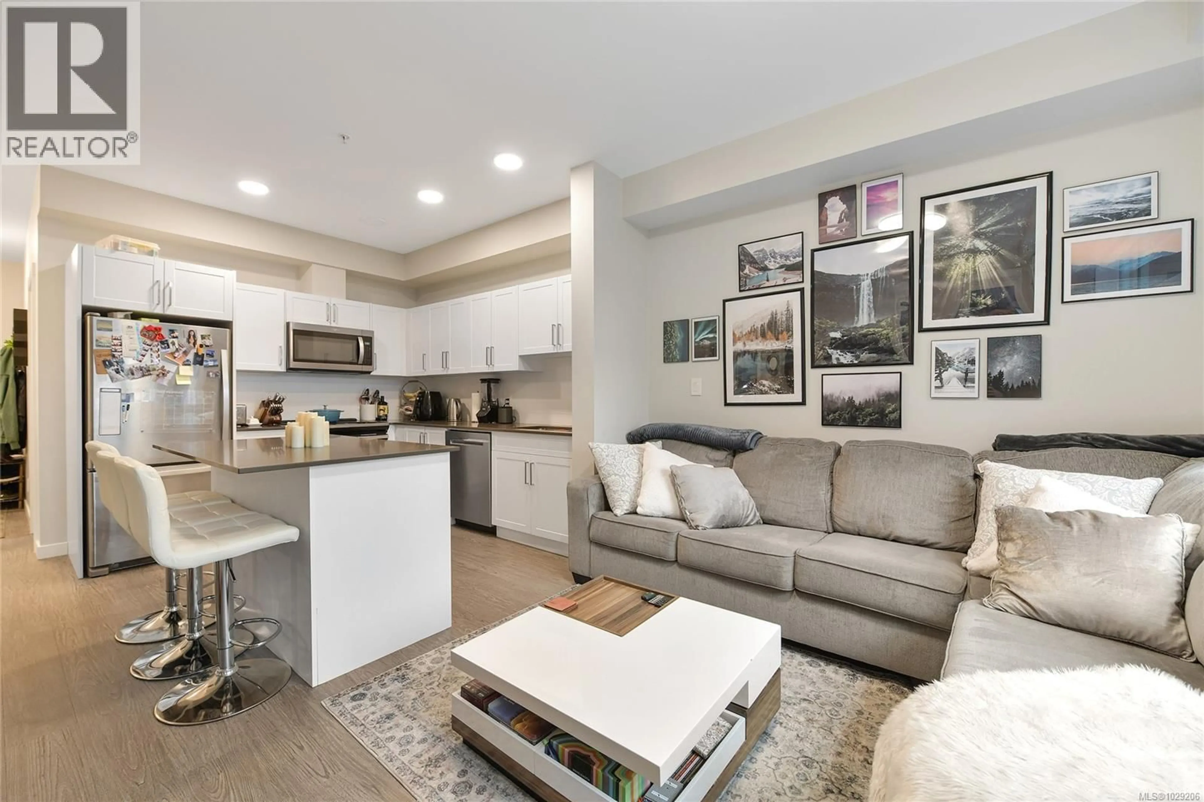 Living room with furniture, unknown for 301 - 2843 JACKLIN ROAD, Langford British Columbia V9B4P4