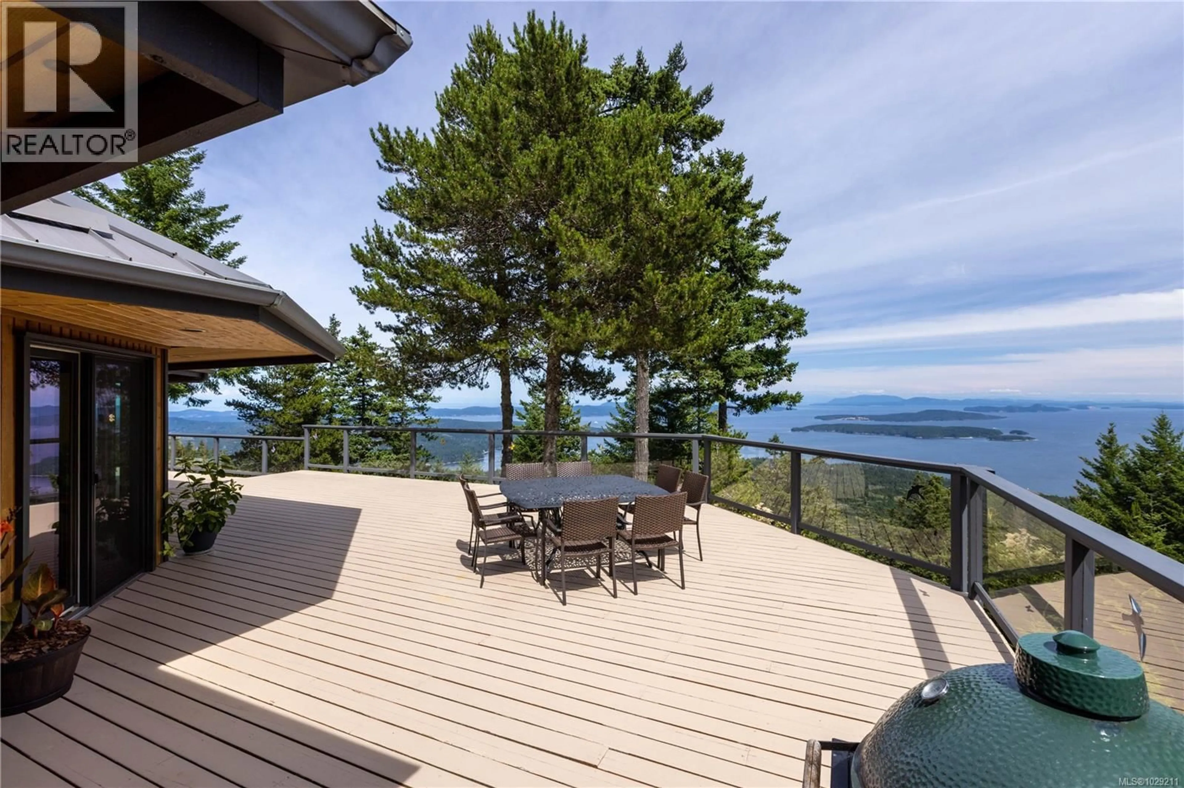Patio, water/lake/river/ocean view for 253 CHILTON ROAD, Salt Spring British Columbia V8K2W9