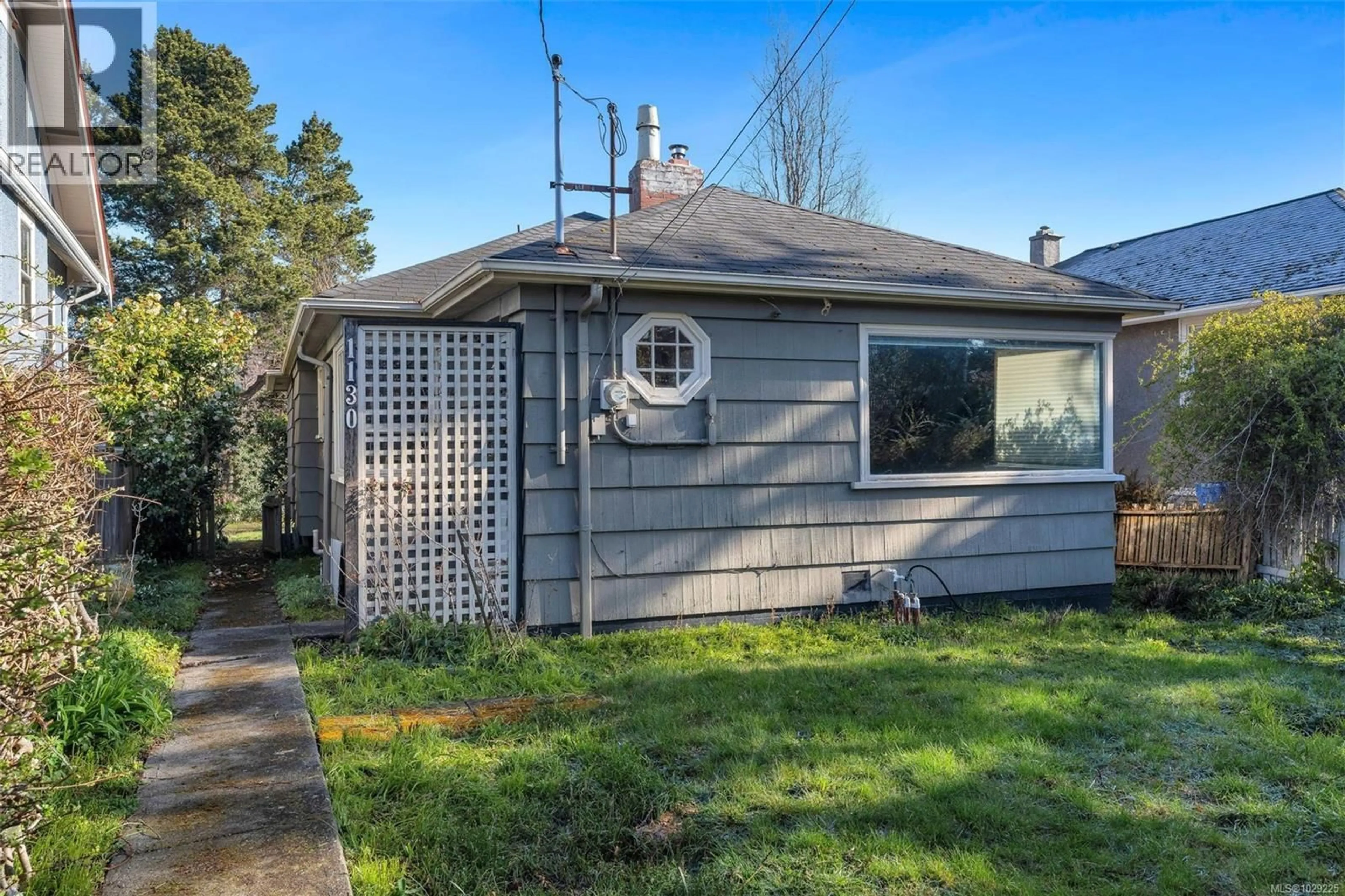 Unknown for 1130 MAY STREET, Victoria British Columbia V8V2S5