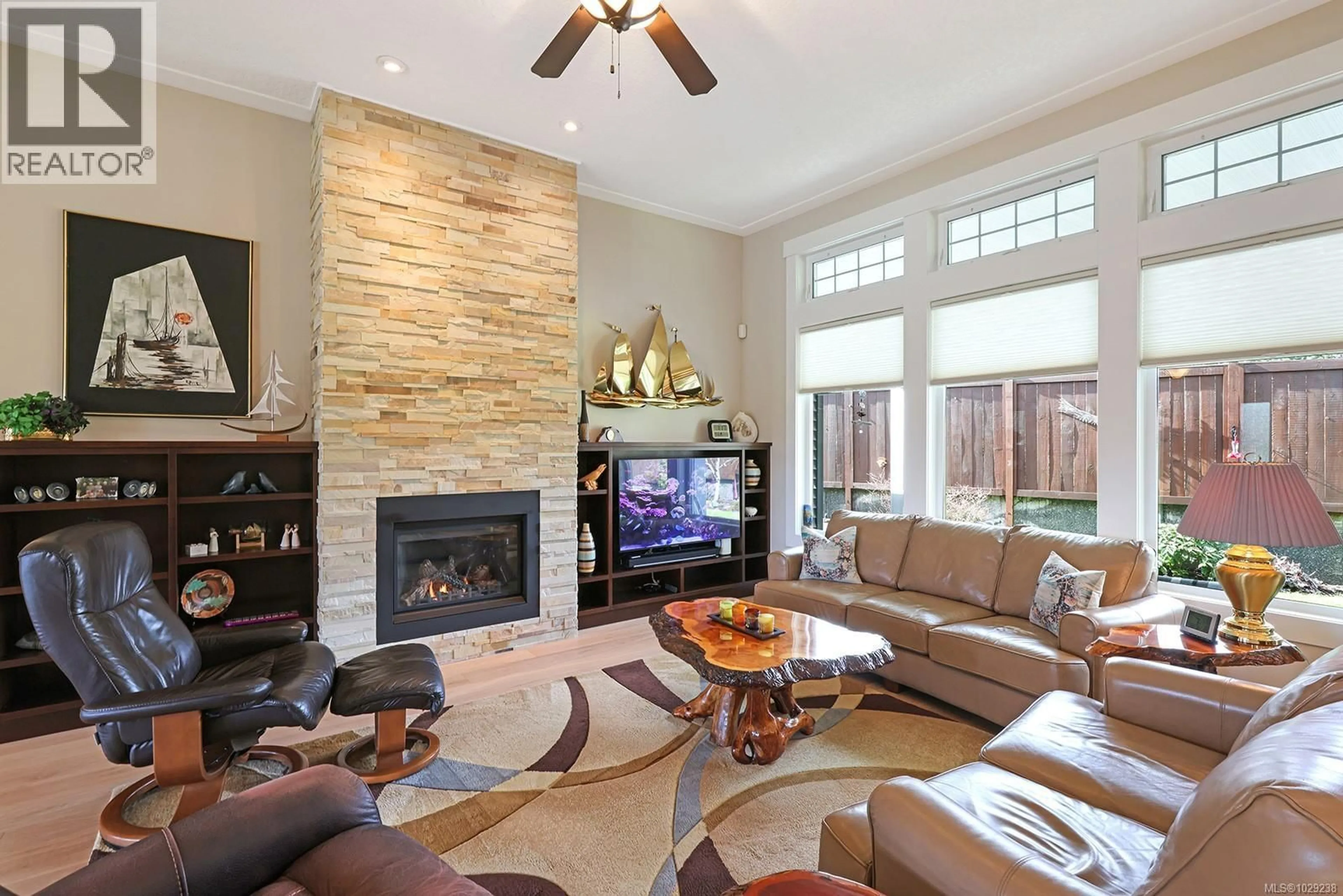 Living room with furniture, unknown for 447 GARDENER WAY, Comox British Columbia V9M0B4