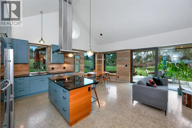 2689 ANDERSON ROAD, Sooke 4