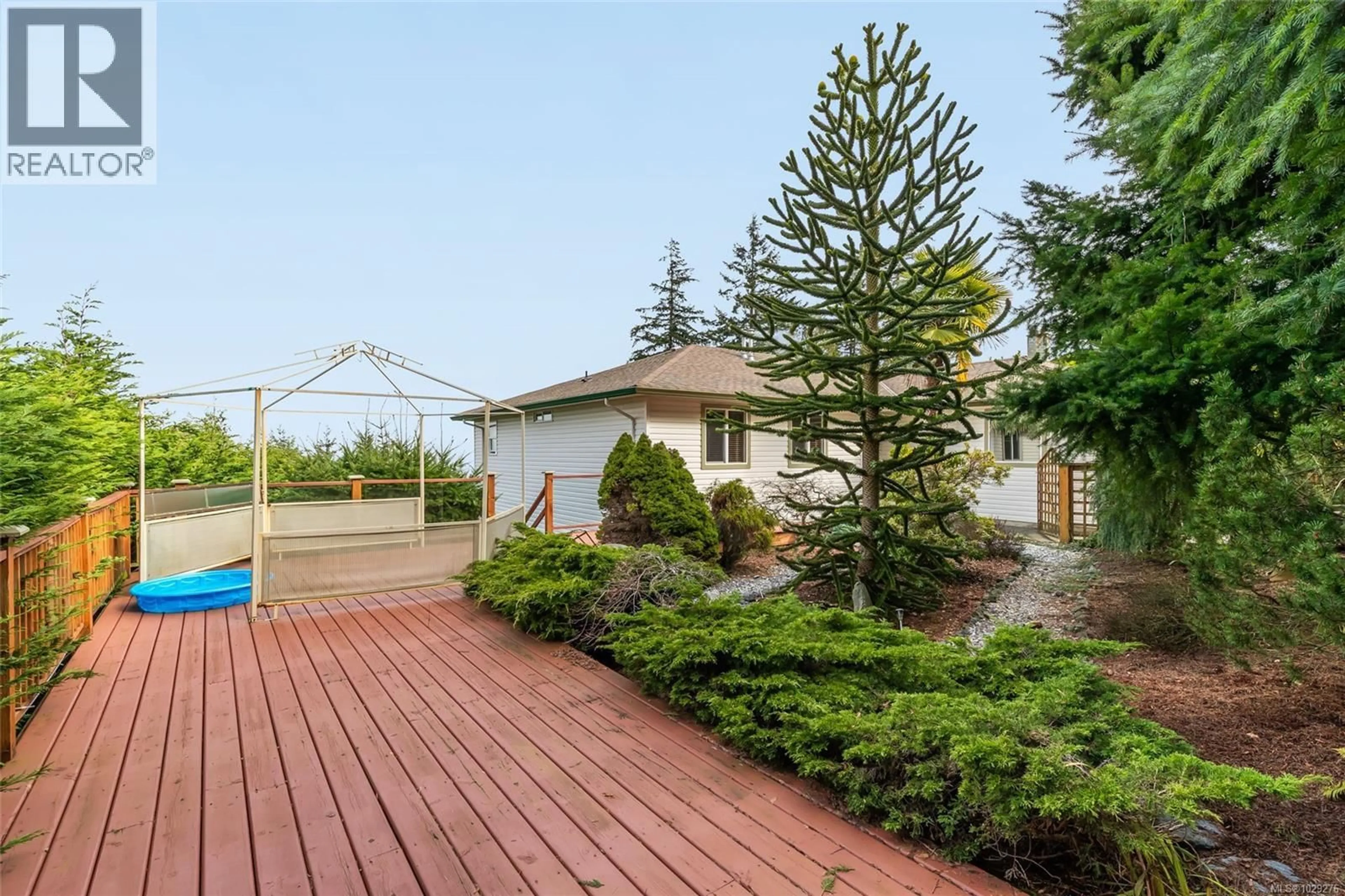 Patio, water/lake/river/ocean view for 4718 LAGUNA WAY, Nanaimo British Columbia V9T5C3