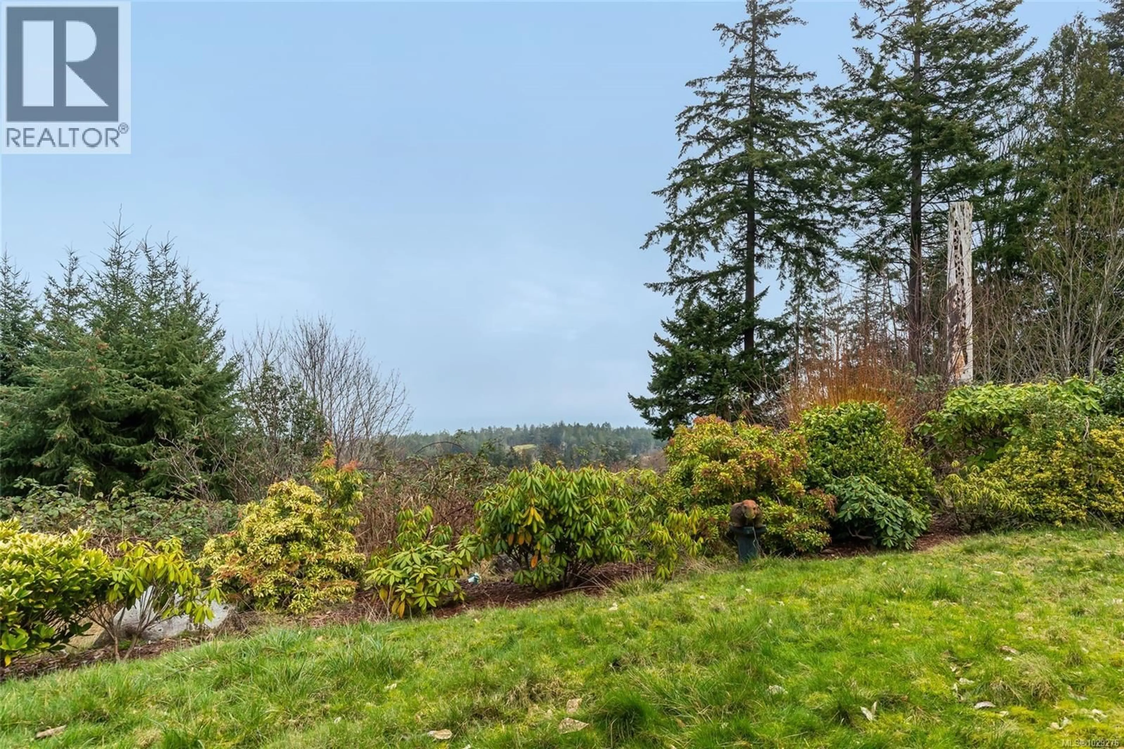 Patio, forest/trees view for 4718 LAGUNA WAY, Nanaimo British Columbia V9T5C3