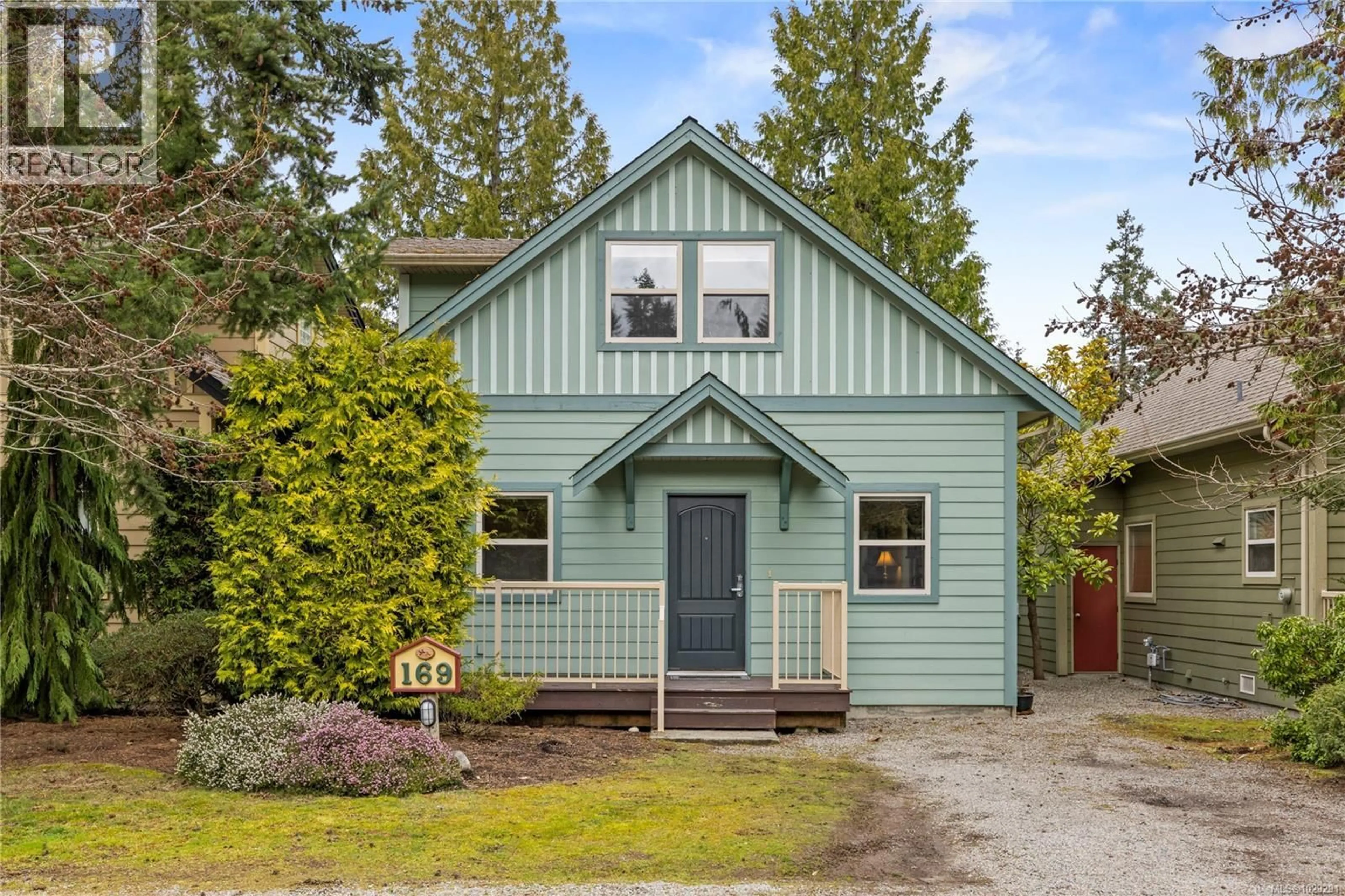 Home with vinyl exterior material, street for 169 - 1080 RESORT DRIVE, Parksville British Columbia V9P2E3