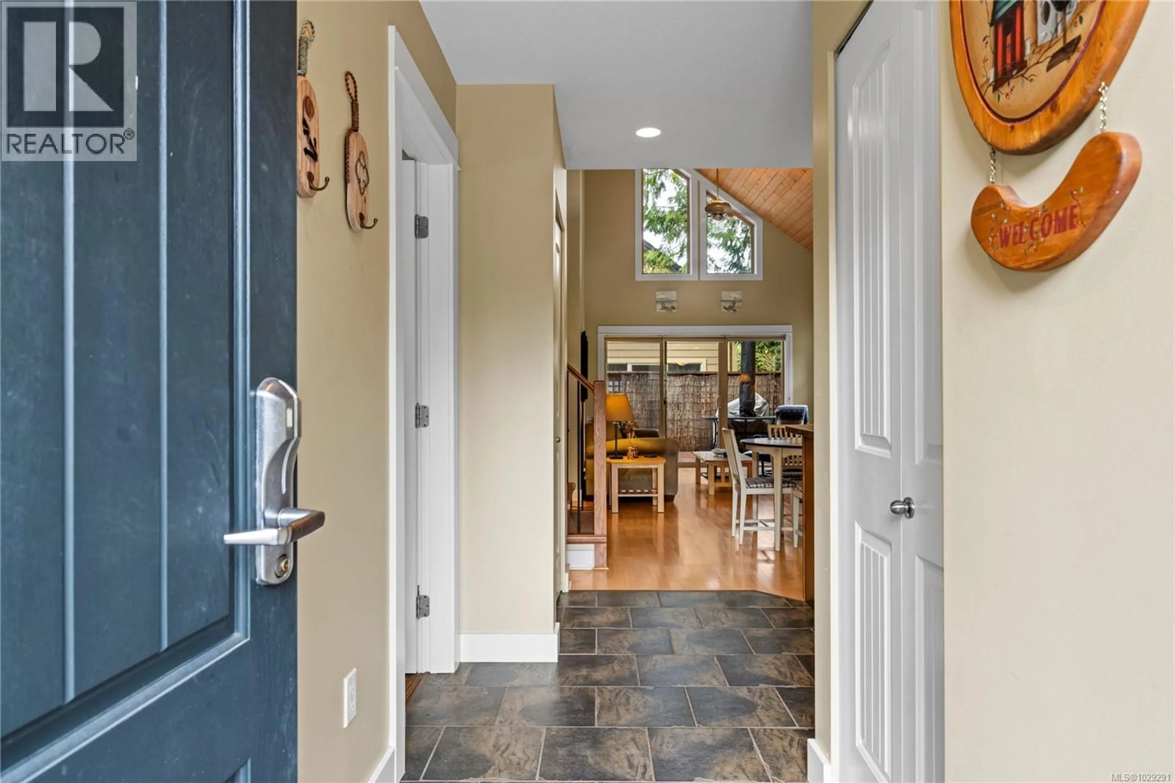 Indoor entryway for 169 - 1080 RESORT DRIVE, Parksville British Columbia V9P2E3