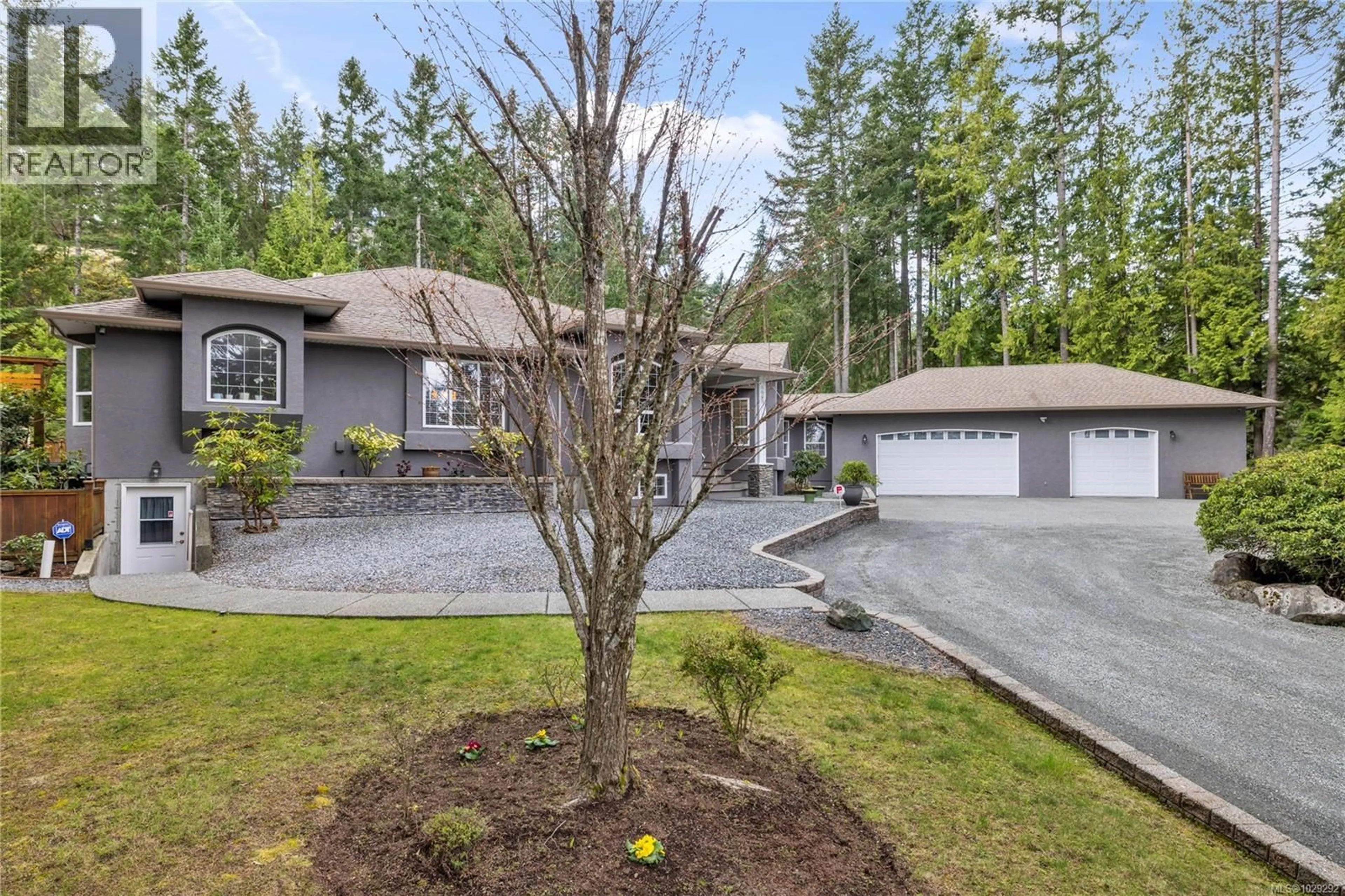 A pic from outside/outdoor area/front of a property/back of a property/a pic from drone, unknown for 6645 ELM ROAD, Lantzville British Columbia V0R2H0