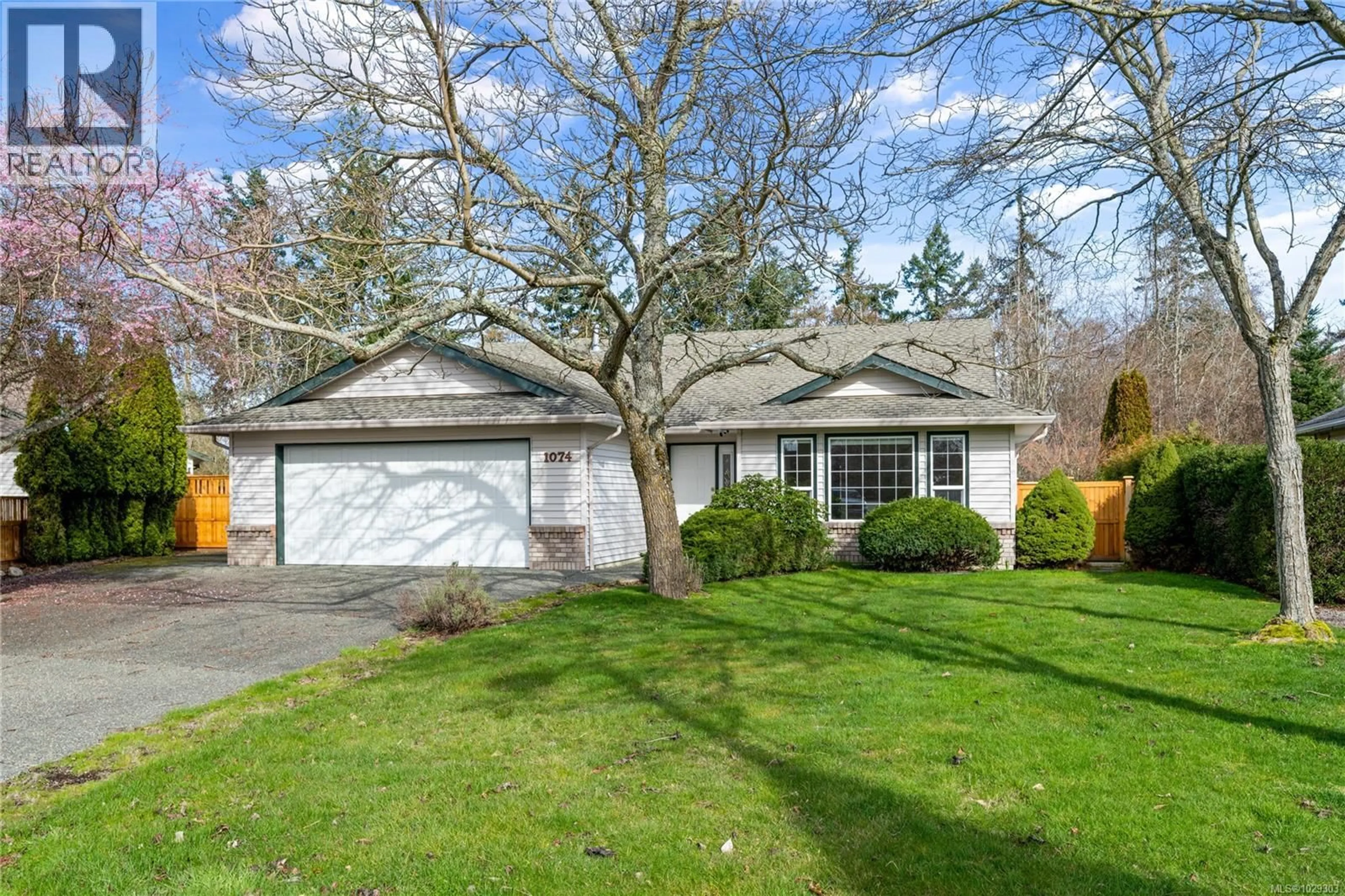 Home with vinyl exterior material, street for 1074 TARA CRESCENT, French Creek British Columbia V9P2W5