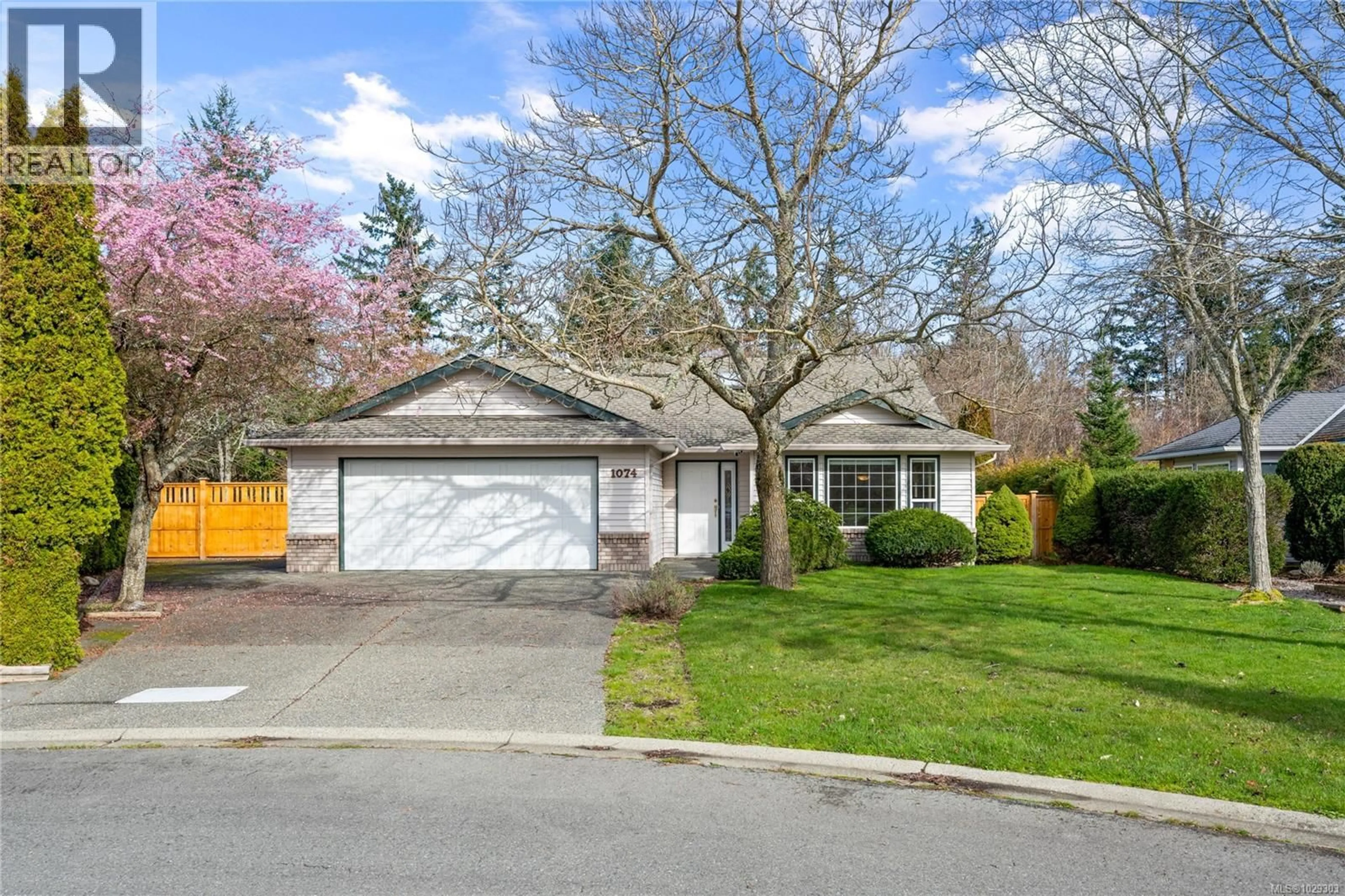 Home with vinyl exterior material, street for 1074 TARA CRESCENT, French Creek British Columbia V9P2W5