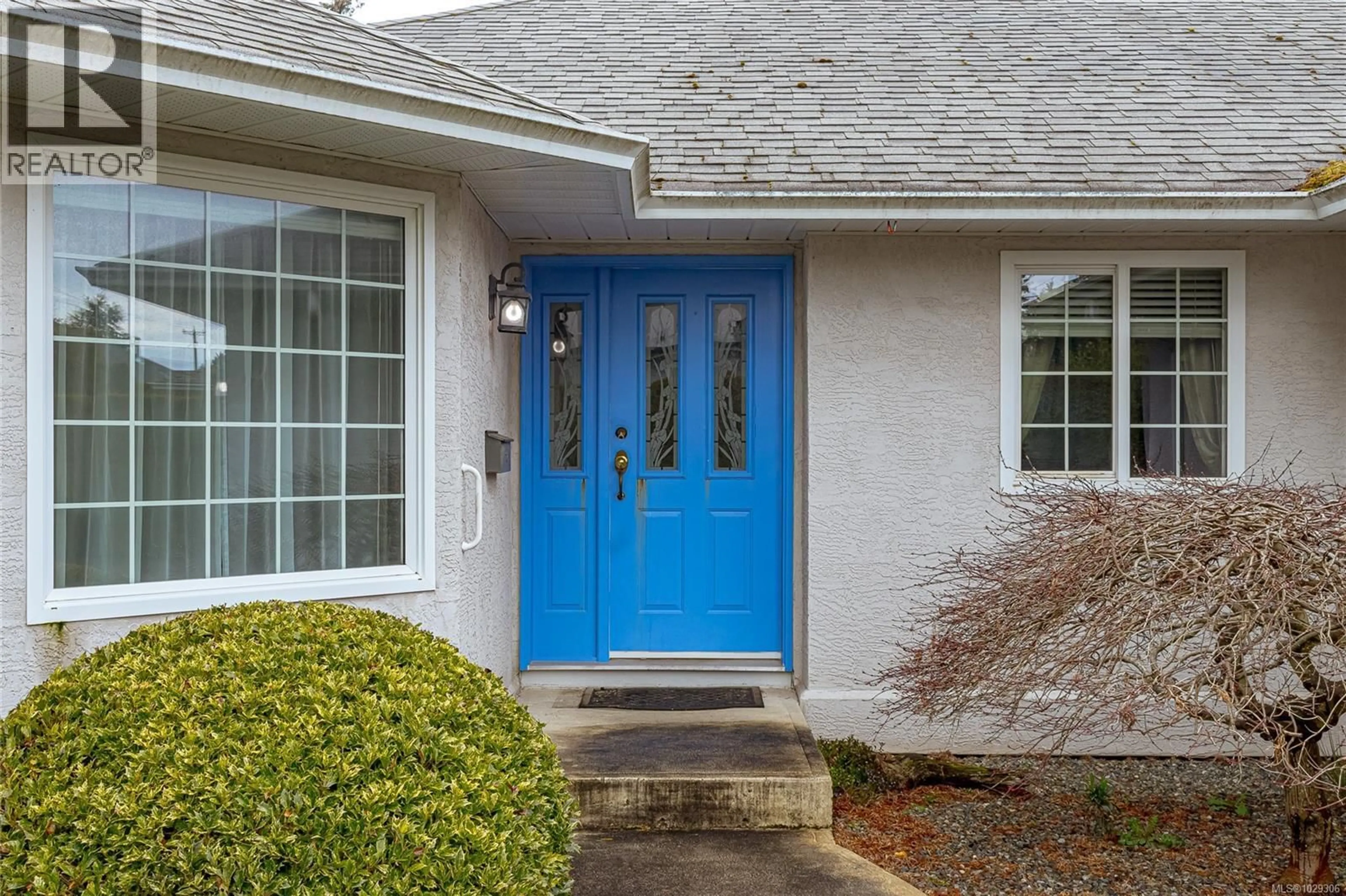 Indoor entryway for 2272 WEILER AVENUE, Sidney British Columbia V8L1R8