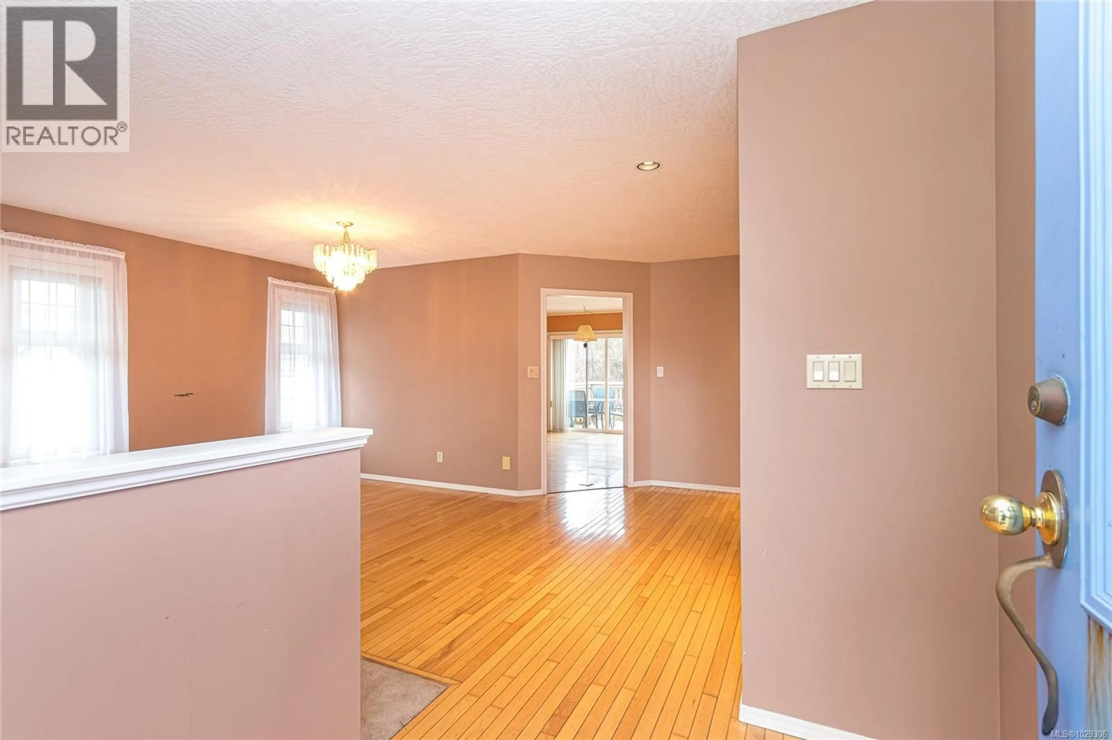 Unknown for 2272 WEILER AVENUE, Sidney British Columbia V8L1R8