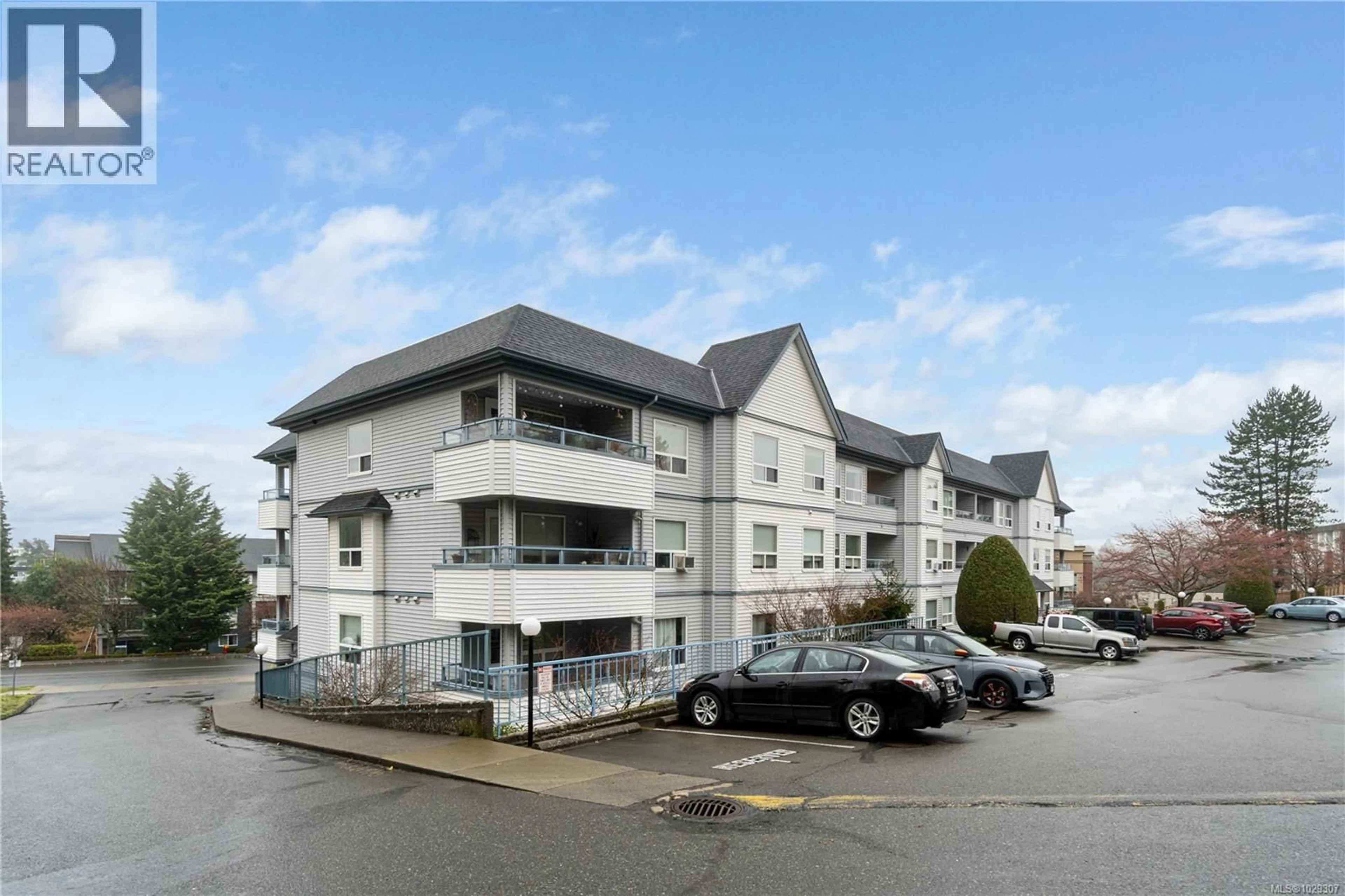 Unknown for 406 - 1631 DUFFERIN CRESCENT, Nanaimo British Columbia V9S5T4