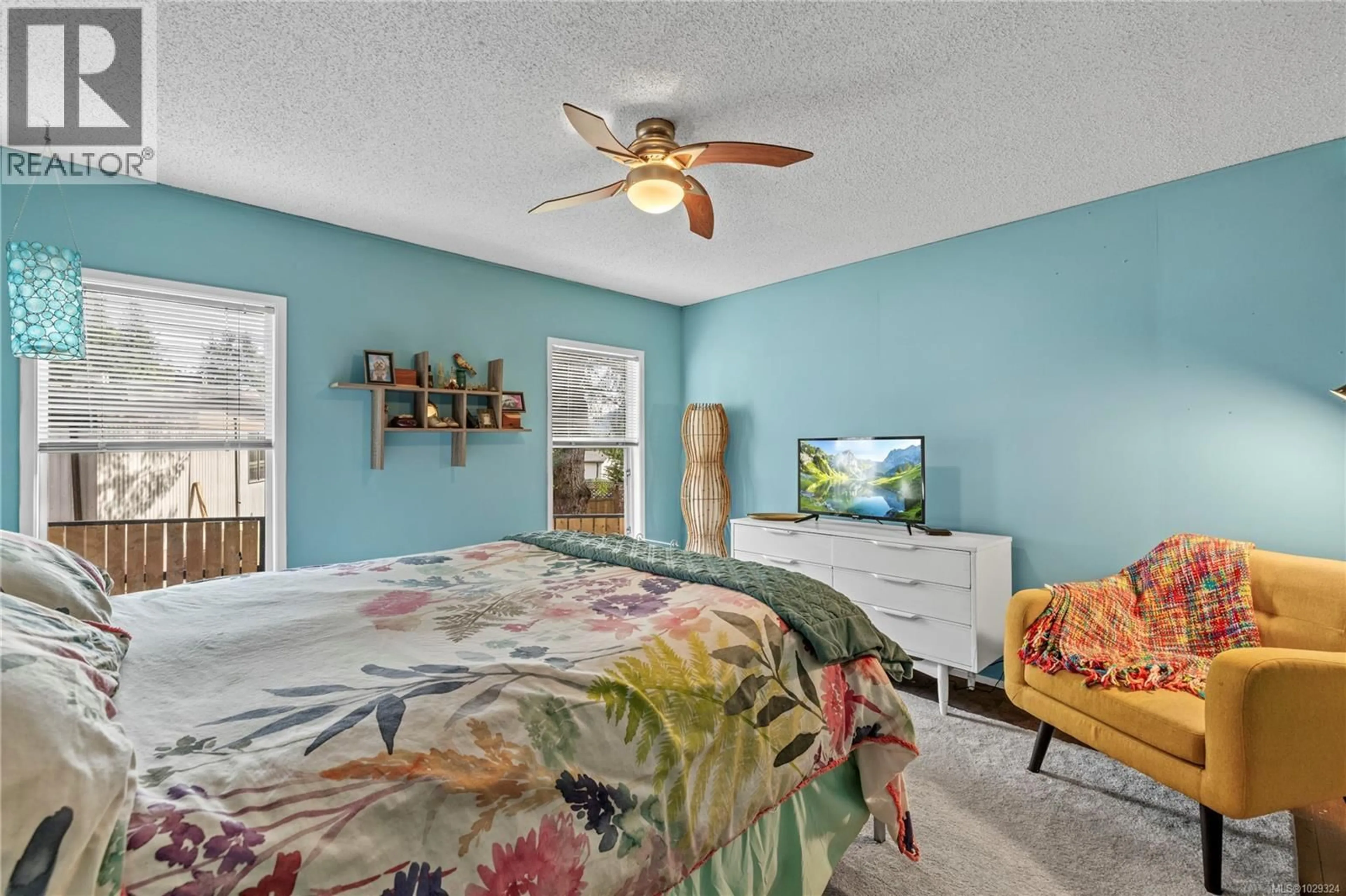 Bedroom with bed, unknown for 245 - 2465 APOLLO DRIVE, Nanoose Bay British Columbia V9P9K2