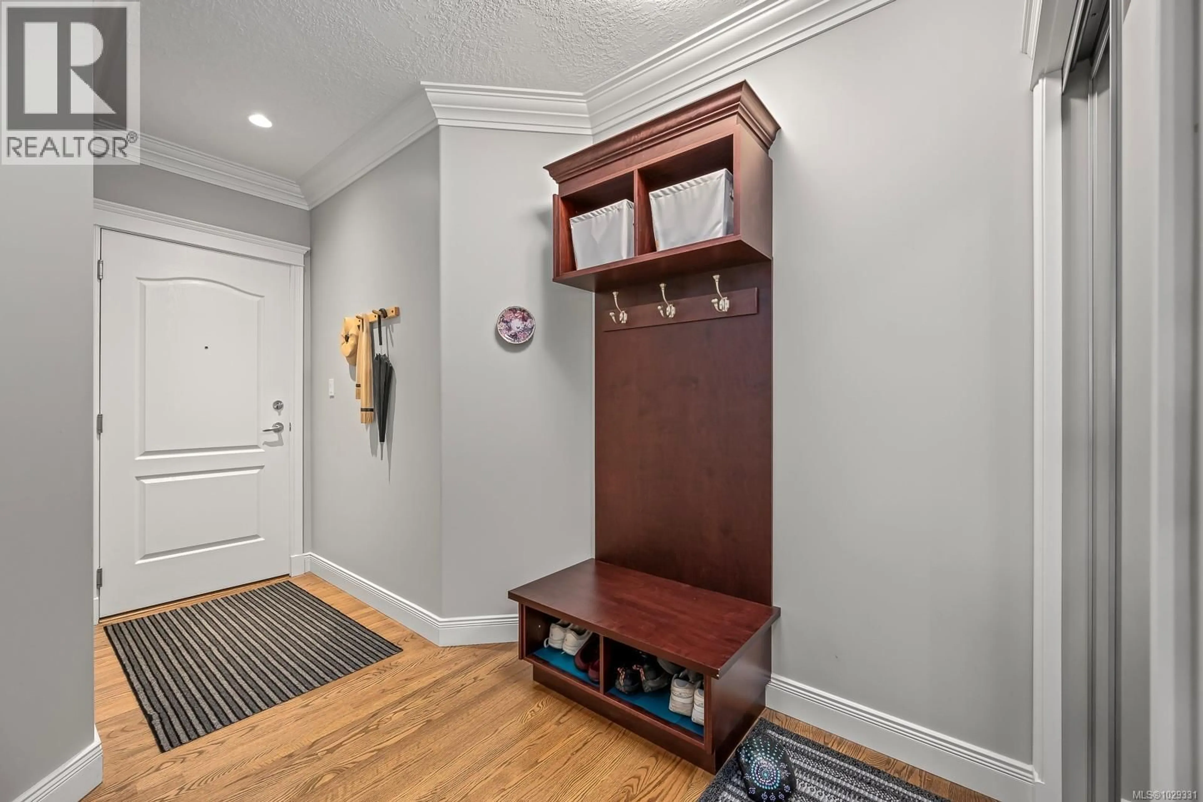 Indoor entryway for 134 - 3666 ROYAL VISTA WAY, Courtenay British Columbia V9N9X7