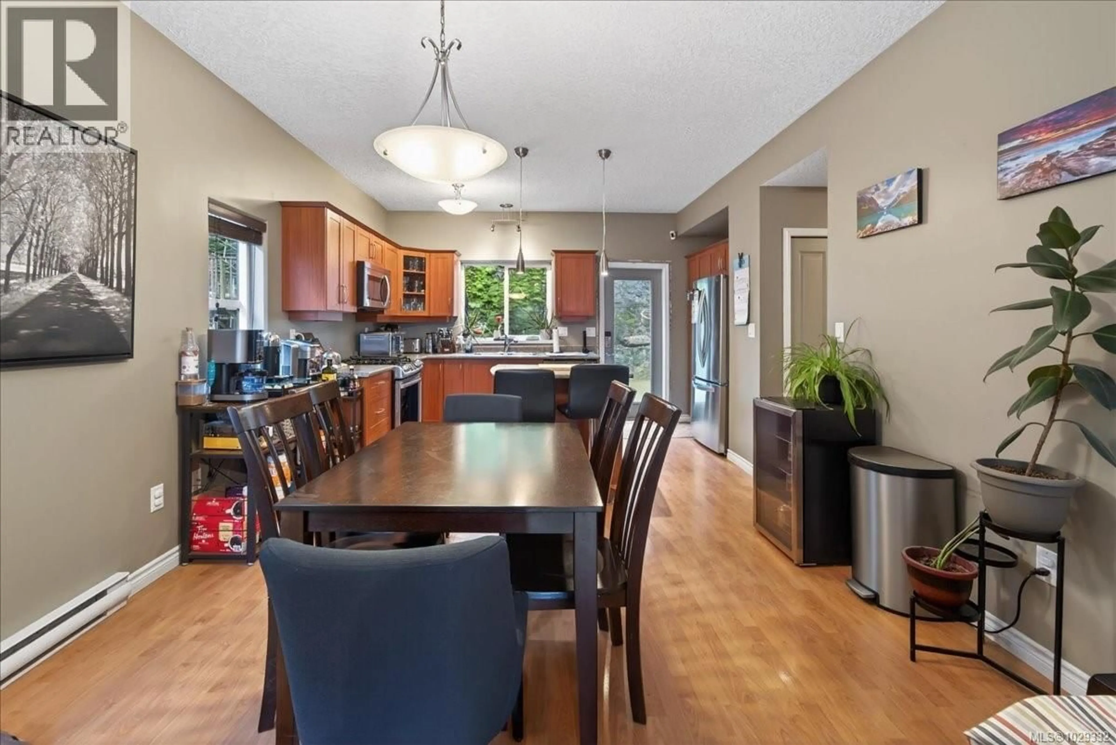 Open concept kitchen, unknown for 573 KINGSVIEW RIDGE, Langford British Columbia V9B6T7